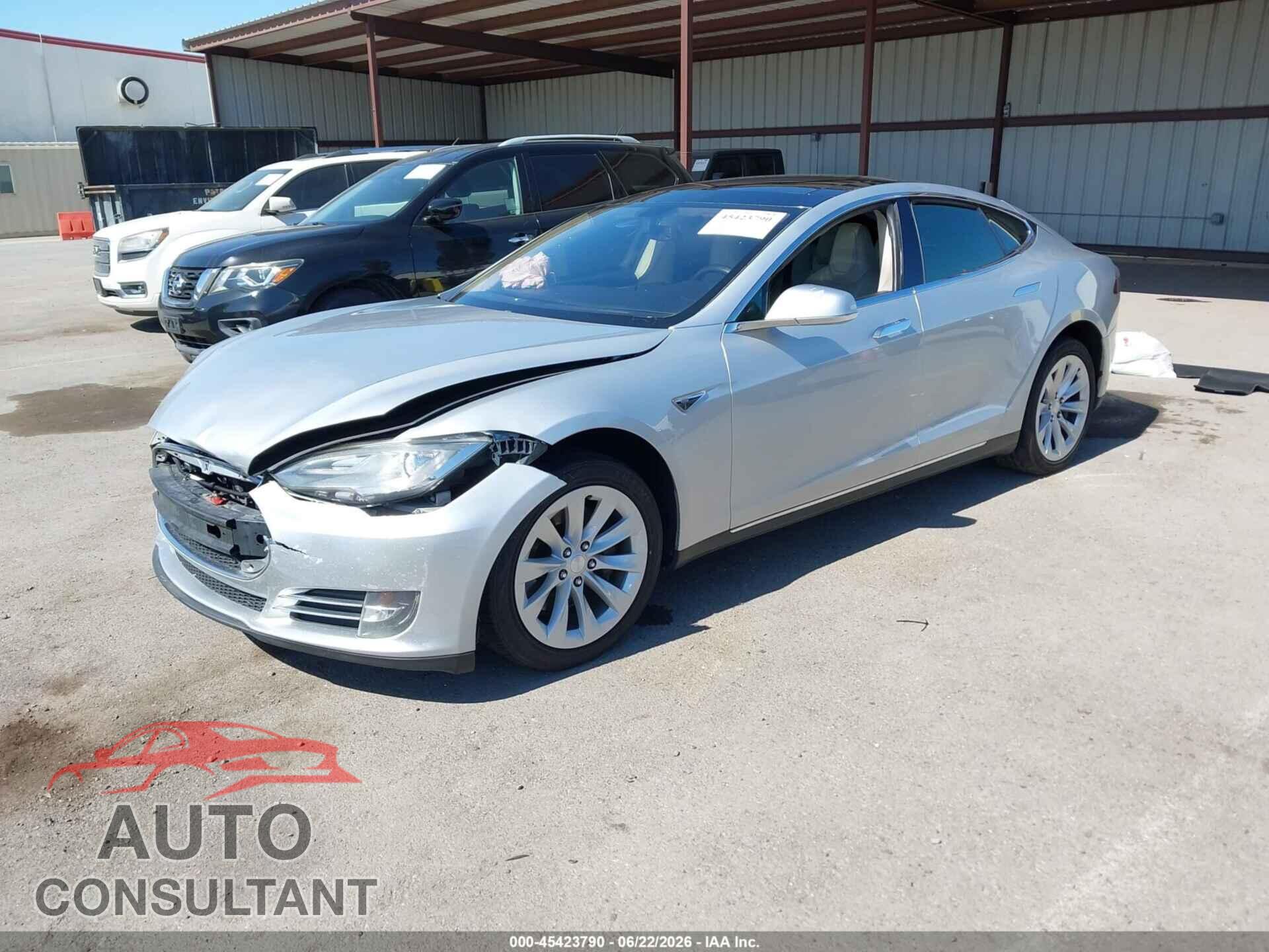 TESLA MODEL S 2014 - 5YJSA1H18EFP51512