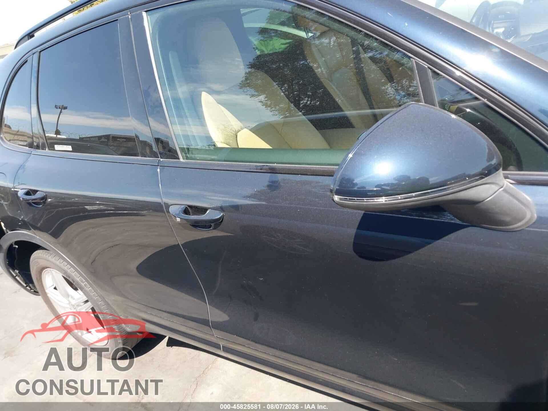 PORSCHE CAYENNE 2017 - WP1AA2A26HKA91772