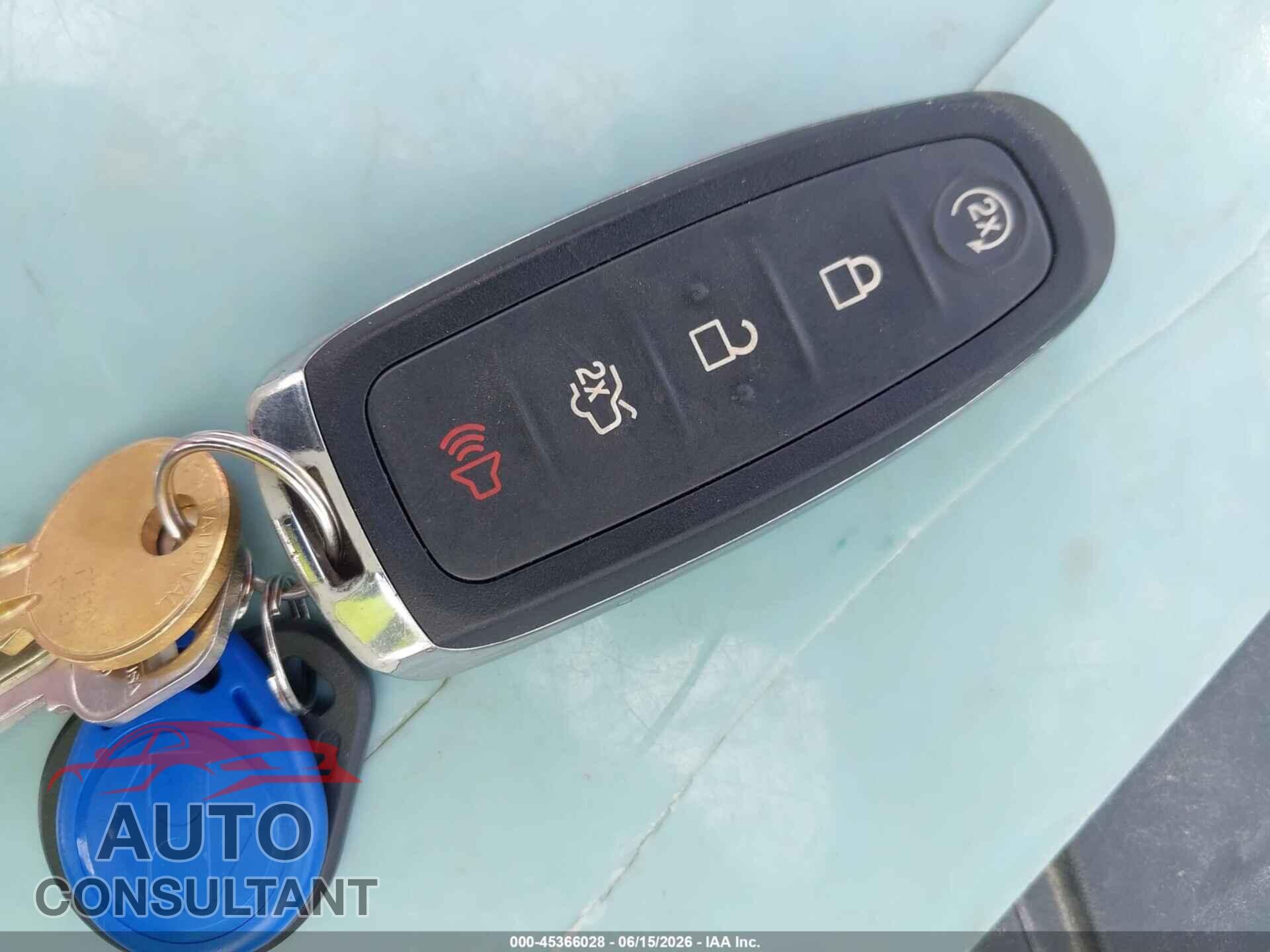 FORD TAURUS 2016 - 1FAHP2E88GG146419