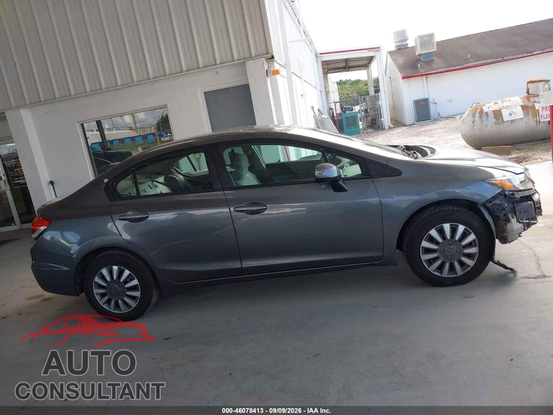 HONDA CIVIC 2013 - 19XFB2F58DE026250