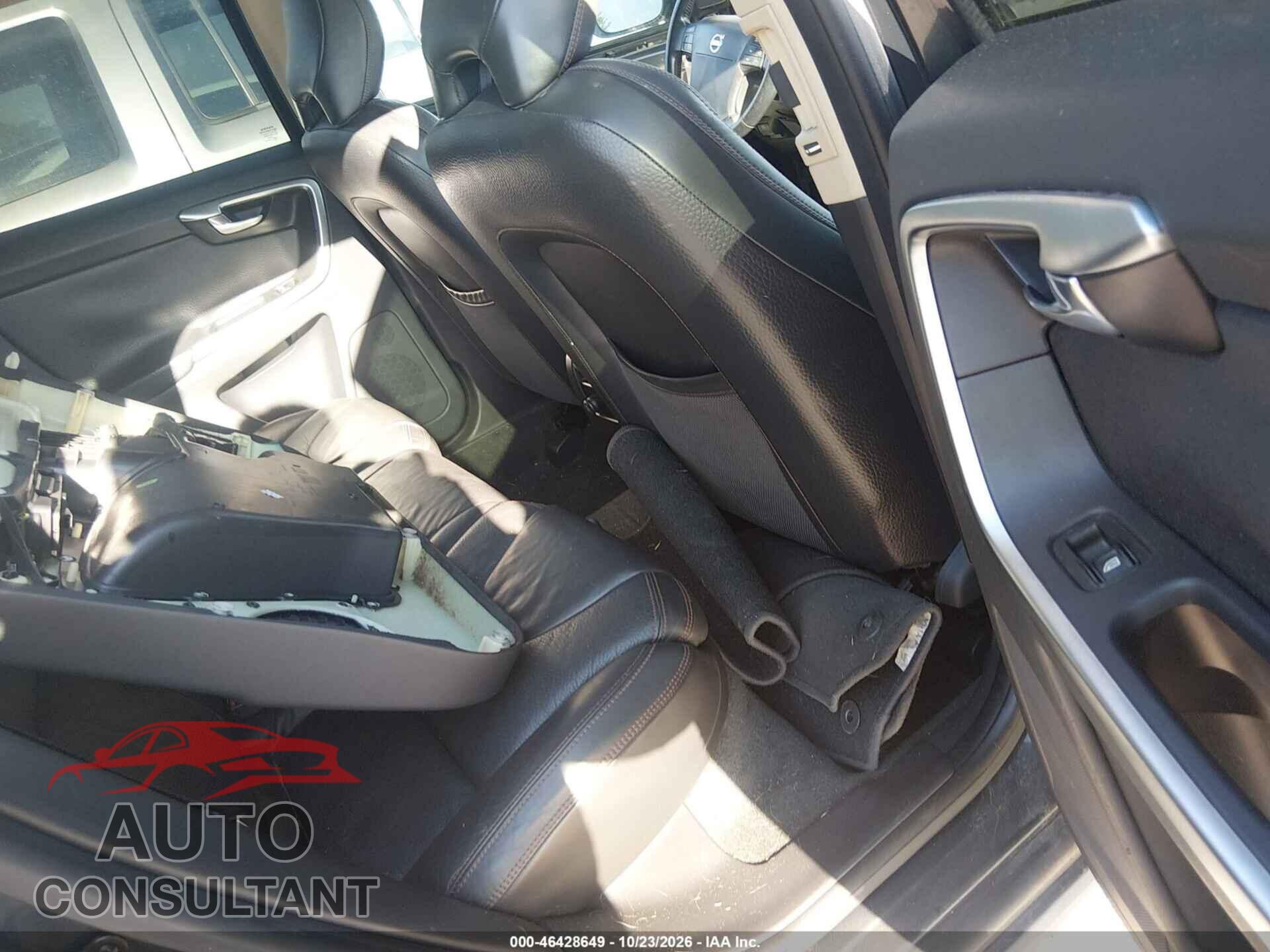 VOLVO XC60 2010 - YV4960DZ0A2064119
