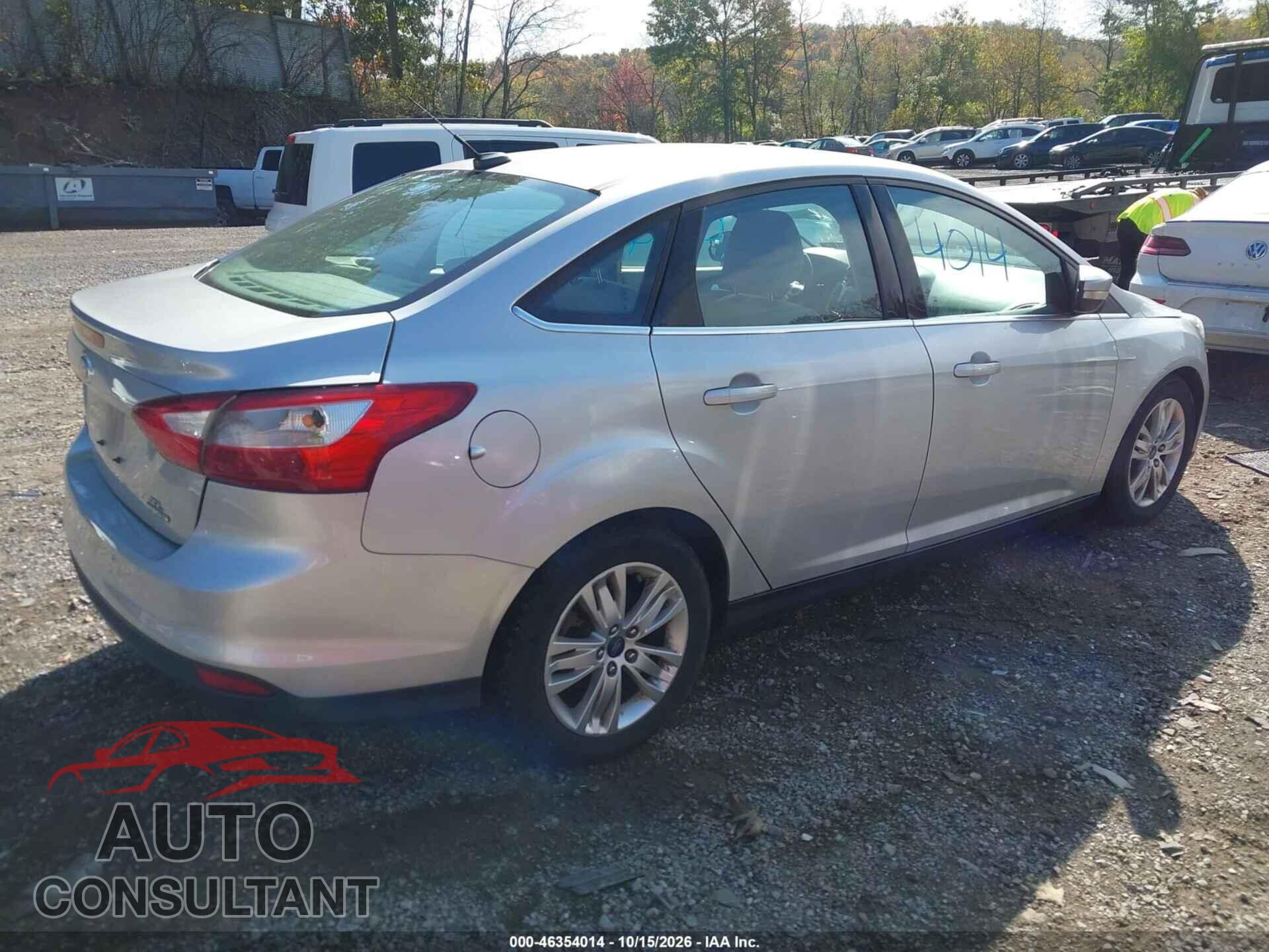 FORD FOCUS 2012 - 1FAHP3H22CL473753