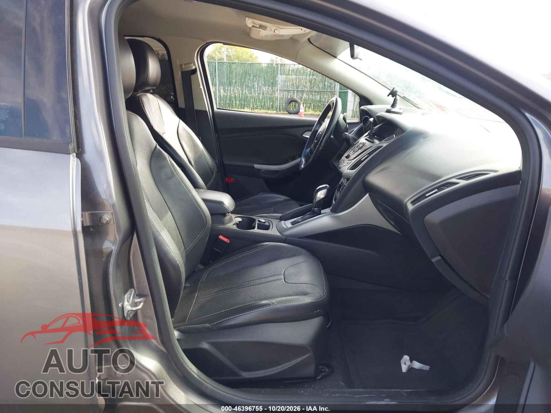 FORD FOCUS 2014 - 1FADP3F27EL197171