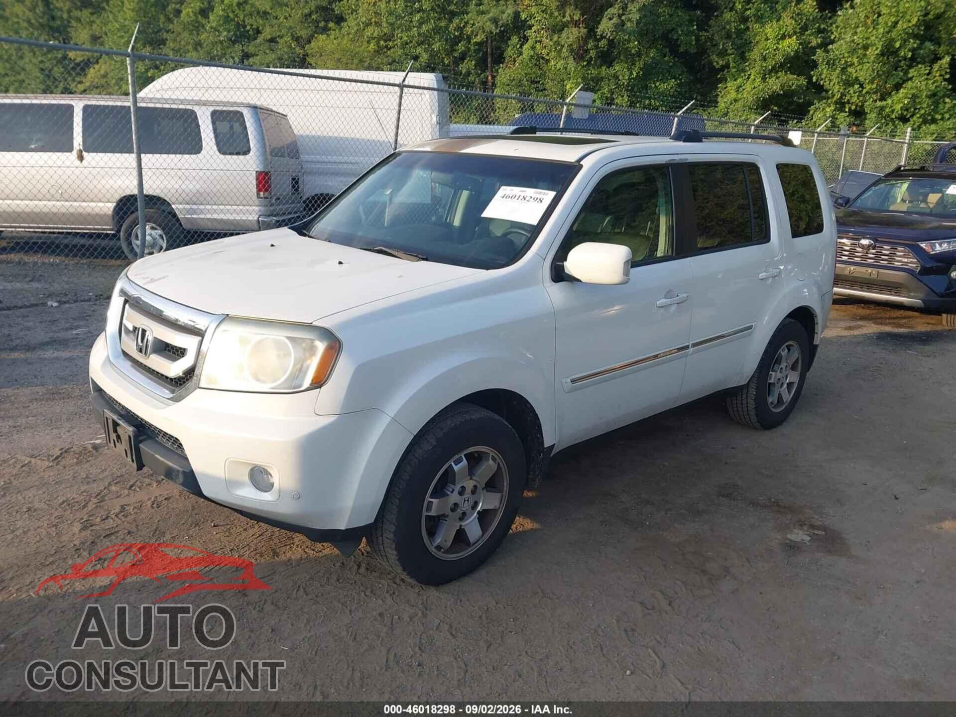 HONDA PILOT 2011 - 5FNYF4H99BB095335