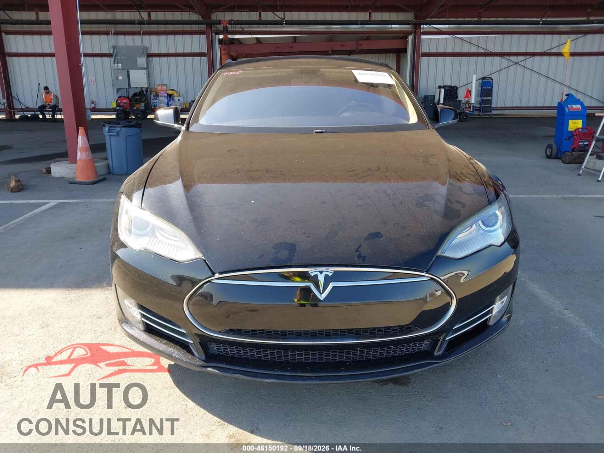 TESLA MODEL S 2013 - 5YJSA1CN5DFP06083