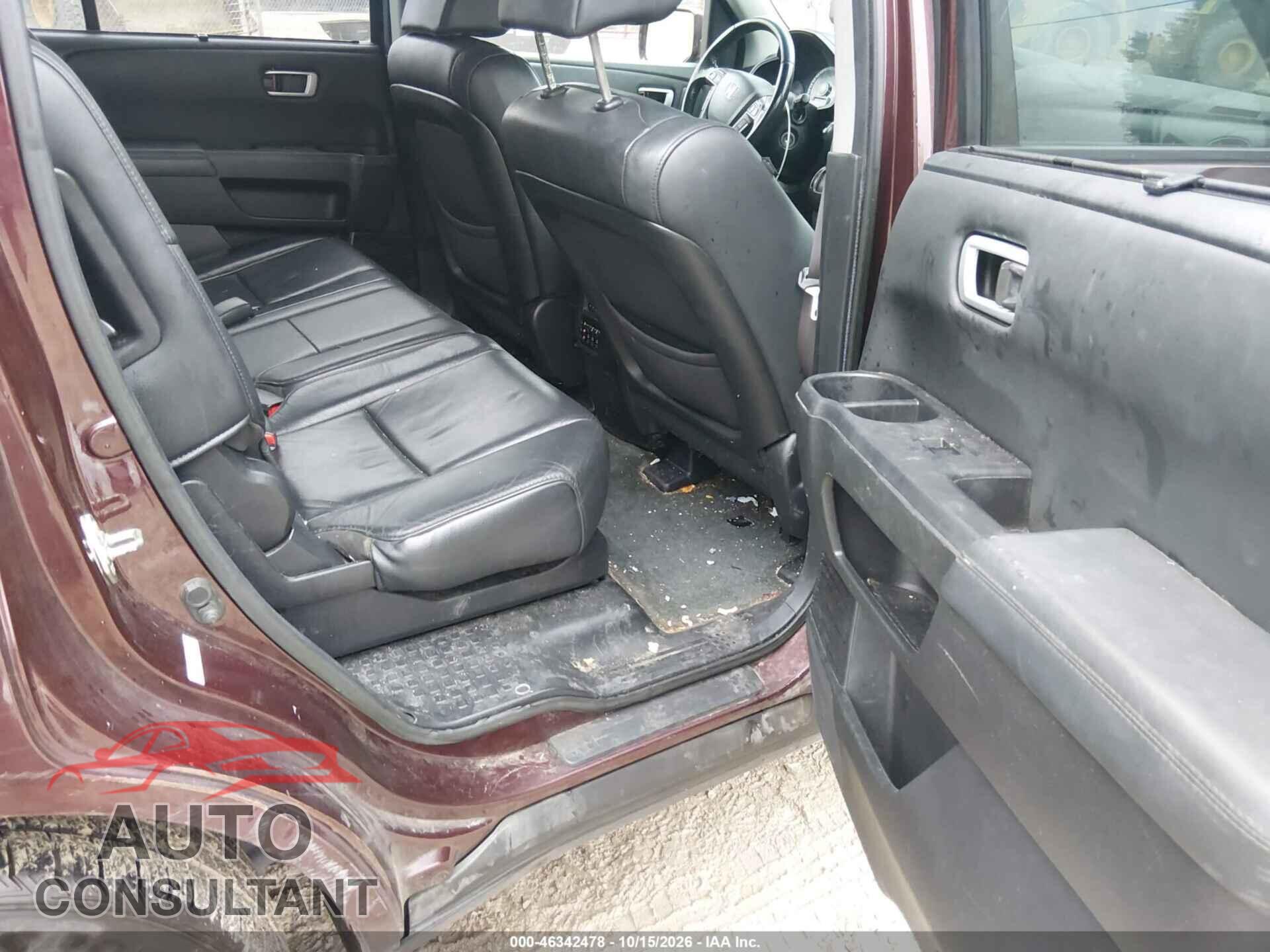 HONDA PILOT 2014 - 5FNYF4H9XEB032748