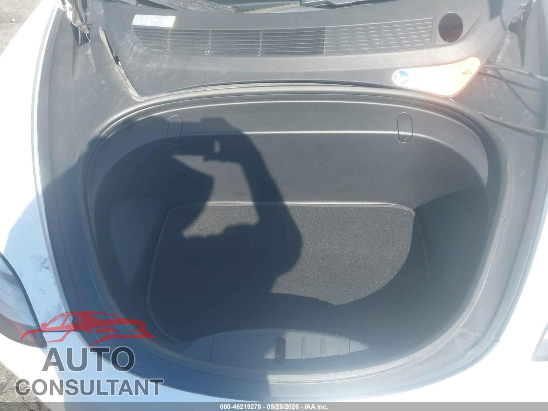 TESLA MODEL 3 2018 - 5YJ3E1EA1JF023389
