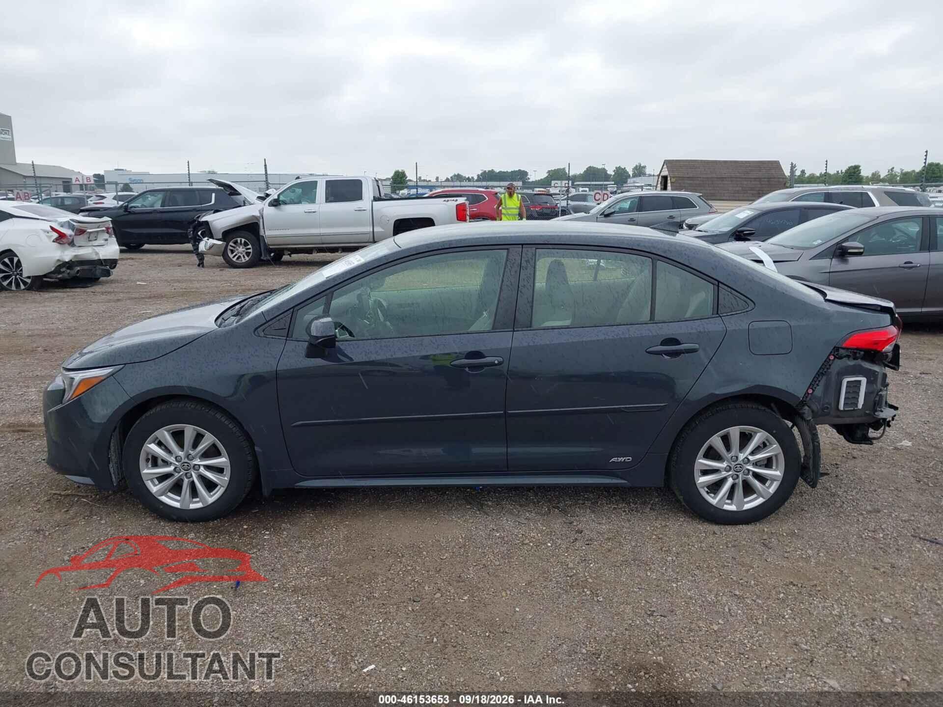 TOYOTA COROLLA 2024 - JTDBDMHEXR3009496
