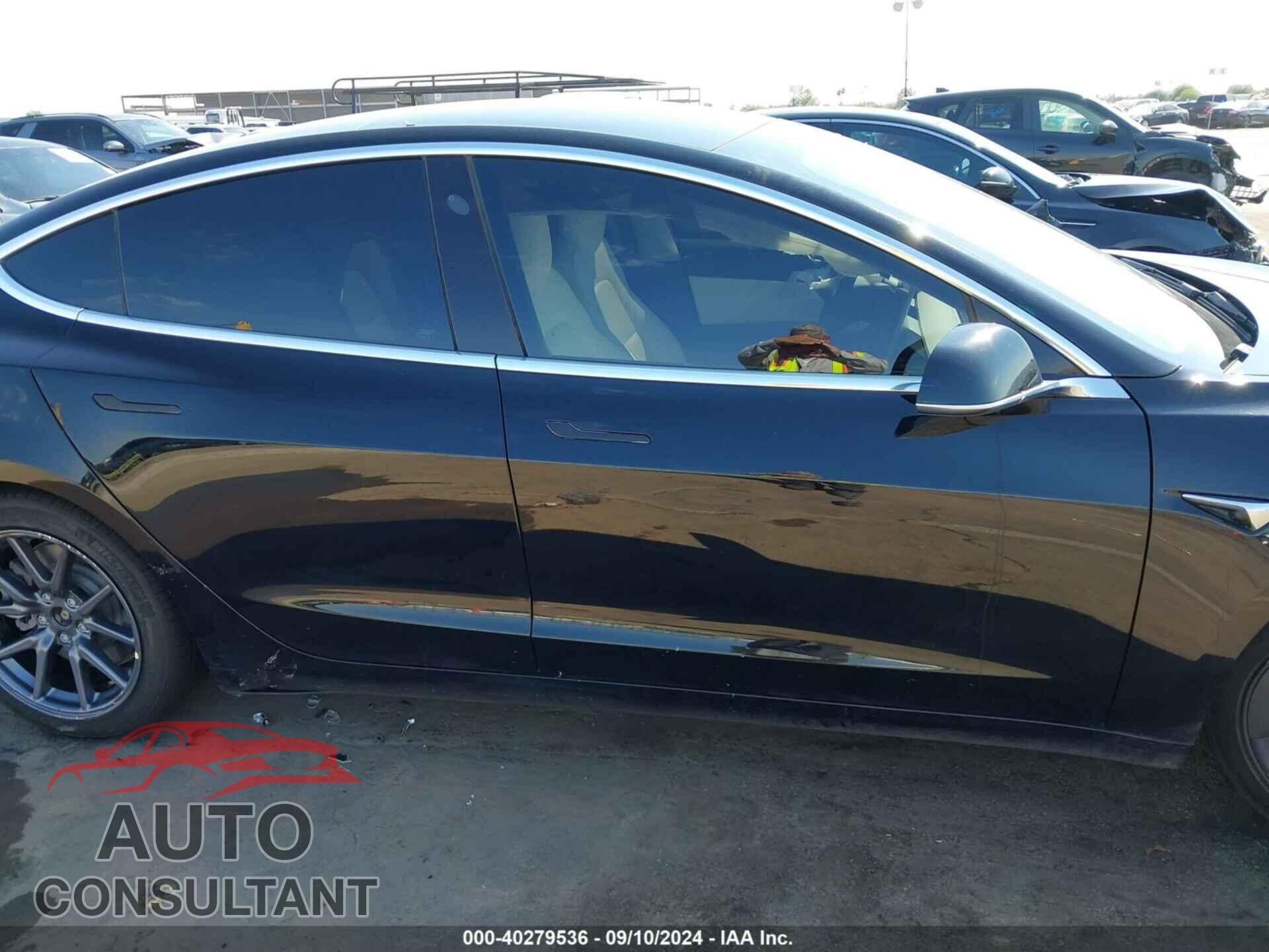 TESLA MODEL 3 2020 - 5YJ3E1EA0LF661958