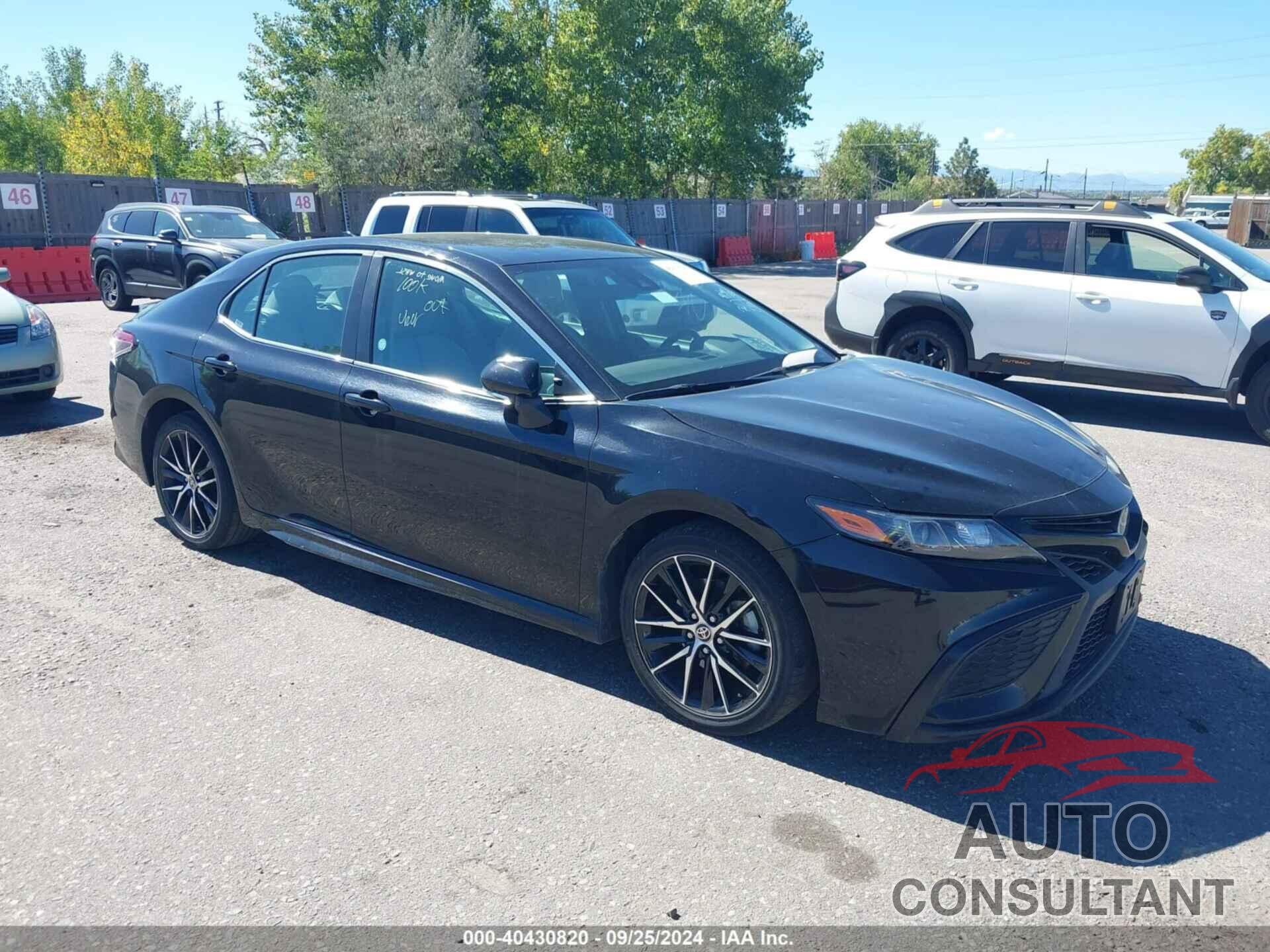 TOYOTA CAMRY 2022 - 4T1G11AK3NU705713
