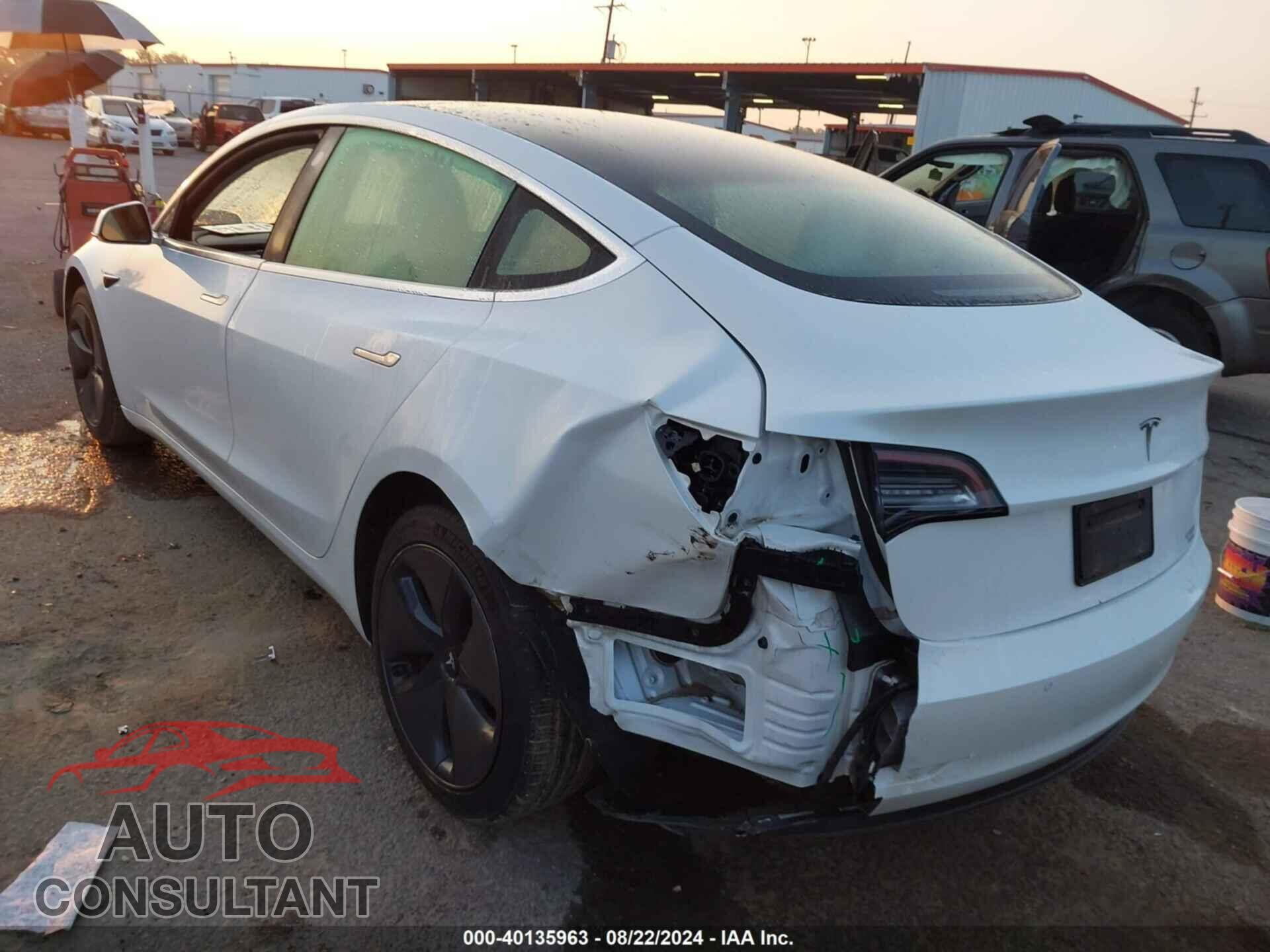 TESLA MODEL 3 2020 - 5YJ3E1EA2LF615211