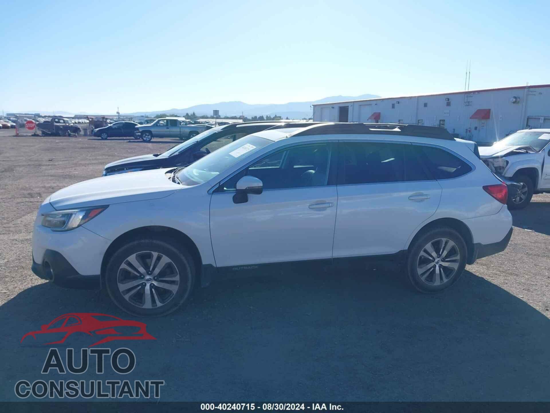 SUBARU OUTBACK 2018 - 4S4BSANC9J3211835