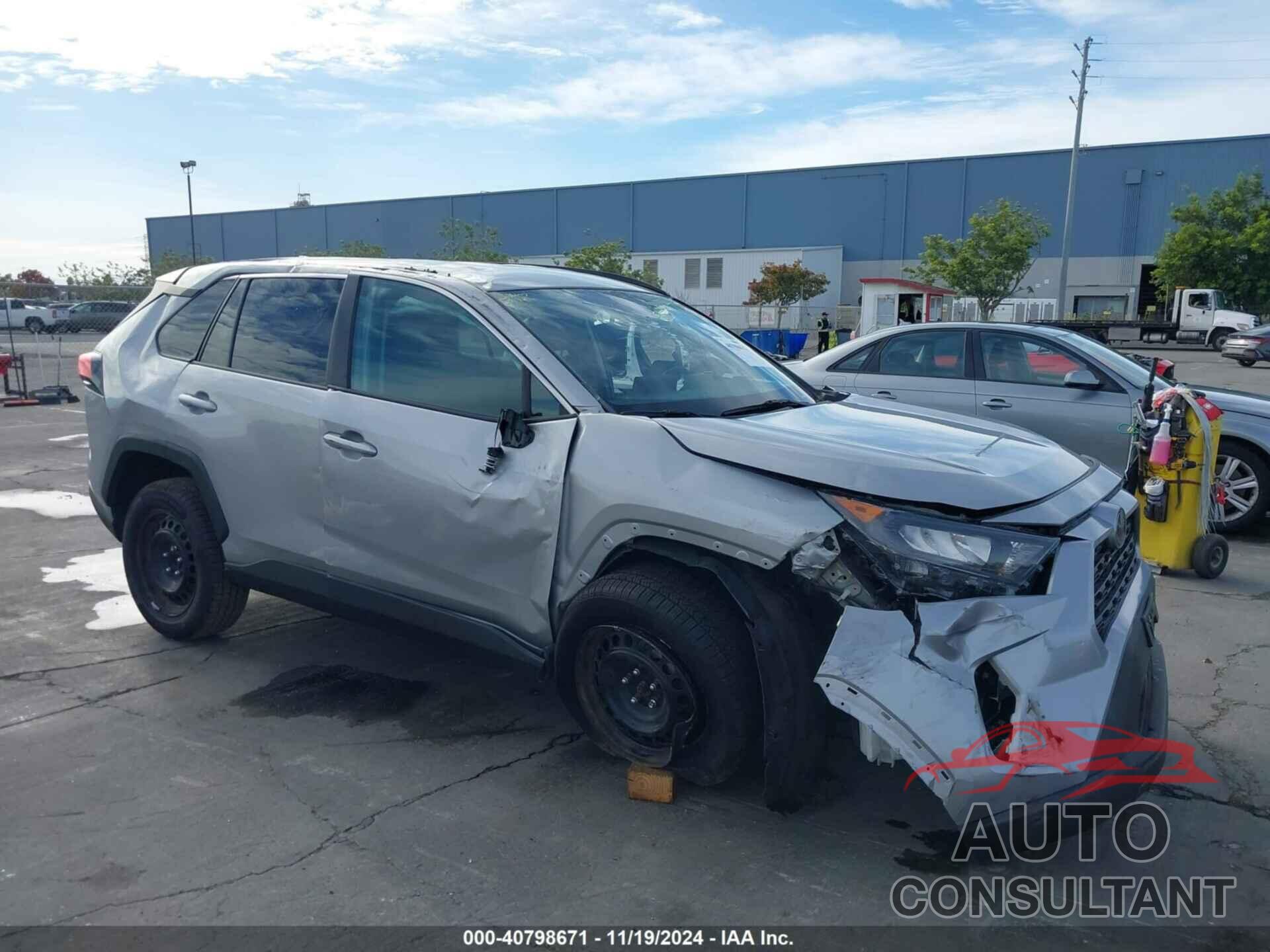 TOYOTA RAV4 2021 - 2T3H1RFV5MW123821