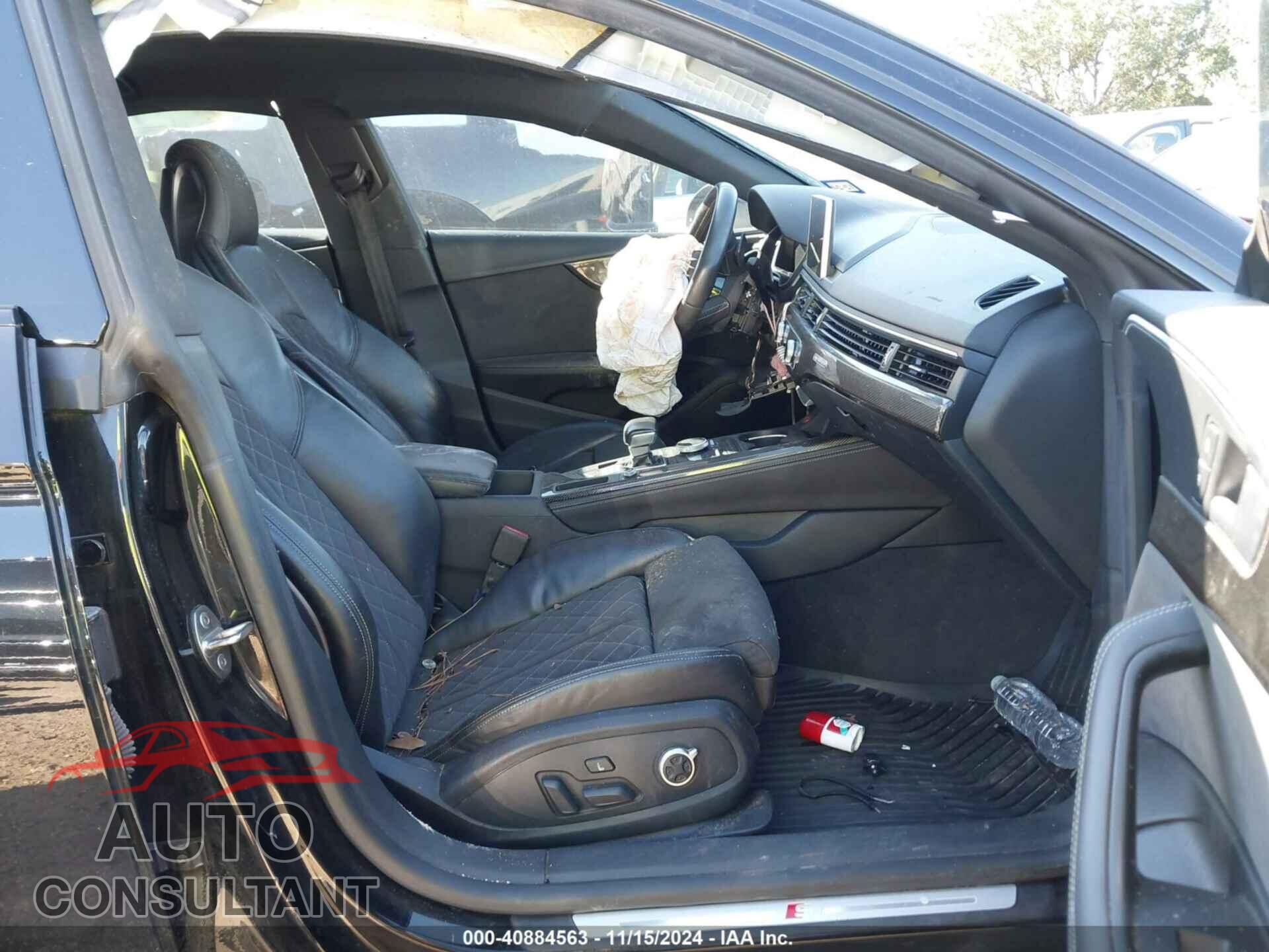 AUDI S5 2019 - WAUB4CF50KA095302