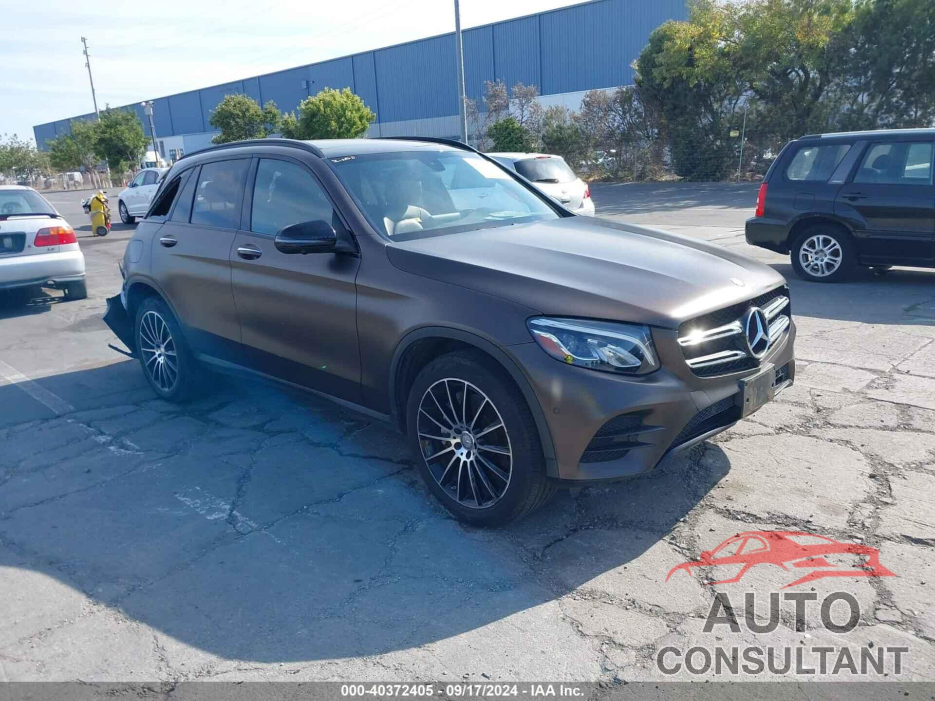 MERCEDES-BENZ GLC 300 2017 - WDC0G4JB2HF148186
