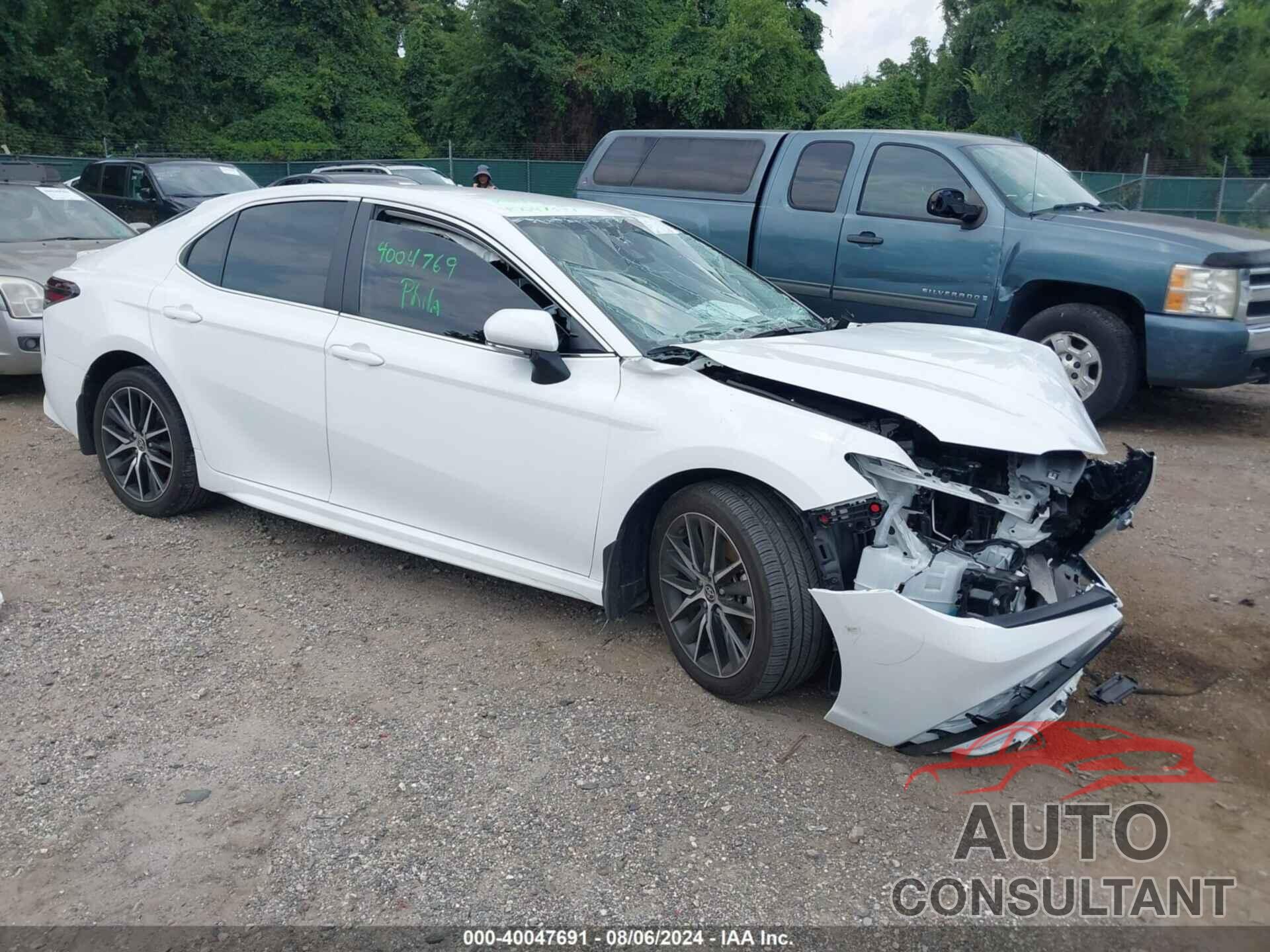 TOYOTA CAMRY 2023 - 4T1G11AK6PU791716