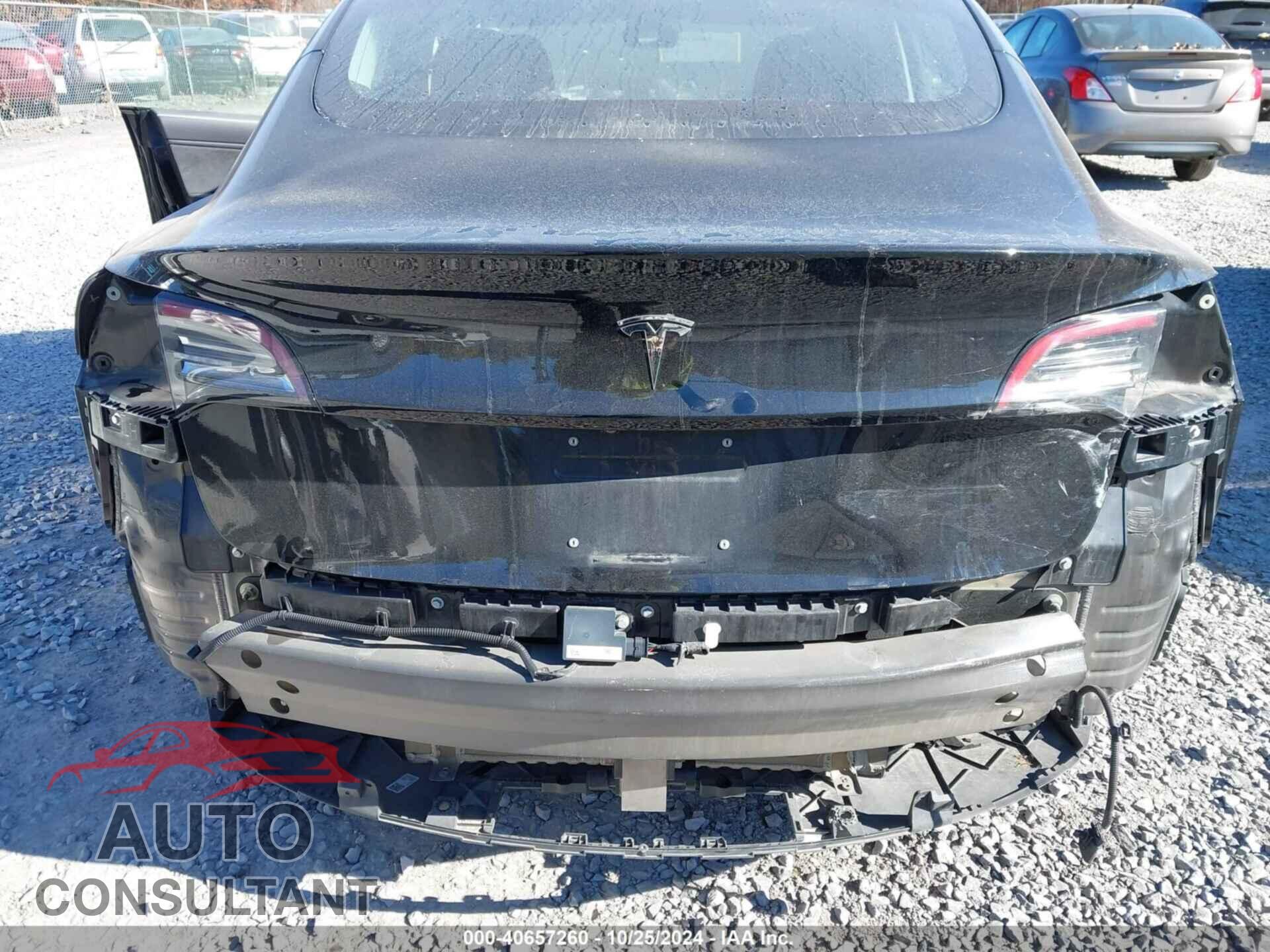 TESLA MODEL 3 2018 - 5YJ3E1EA9JF152769