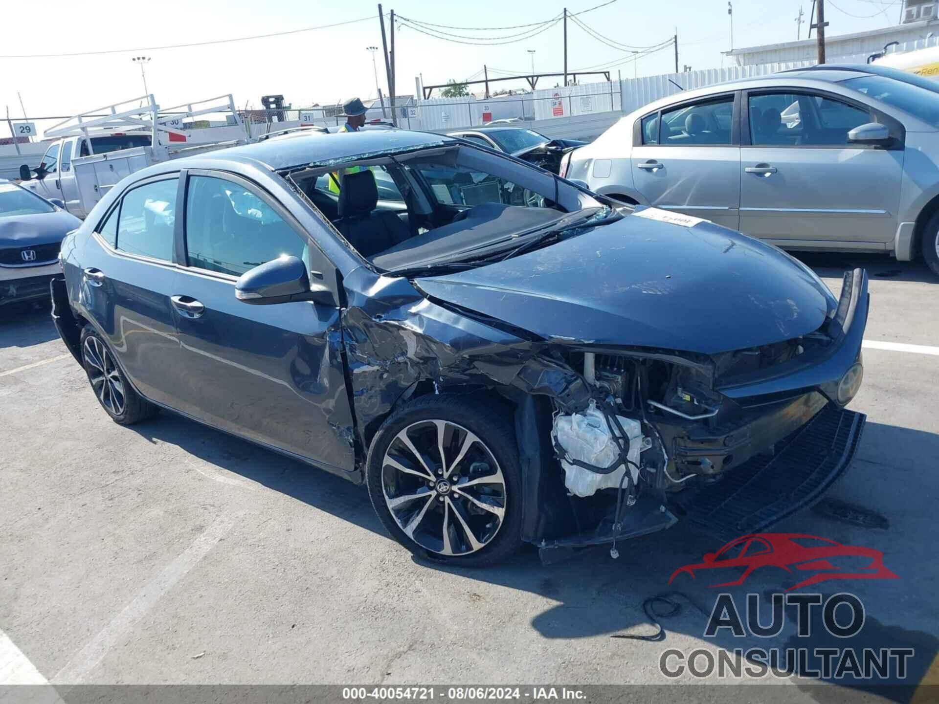TOYOTA COROLLA 2018 - 5YFBURHE0JP784737
