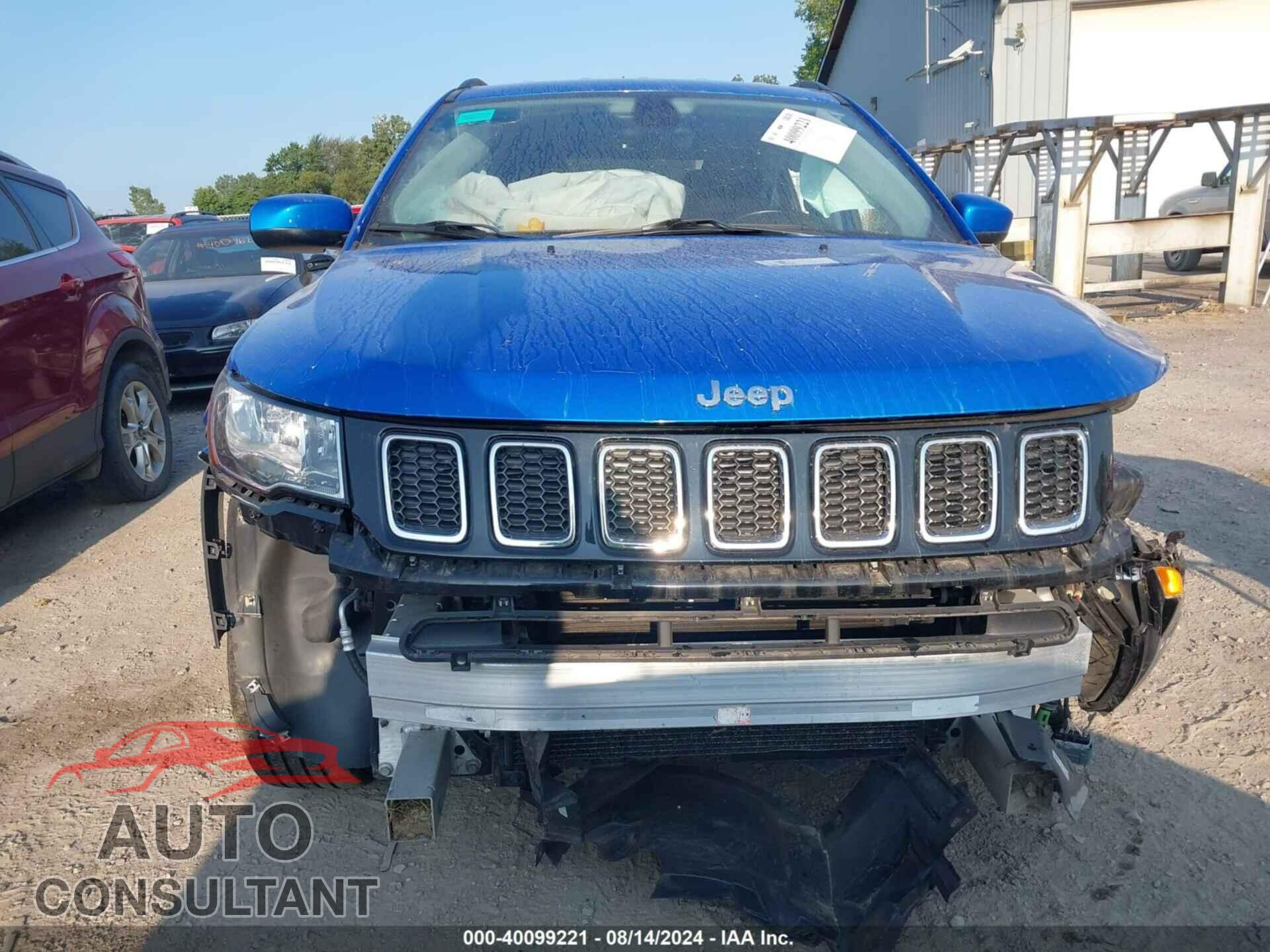 JEEP COMPASS 2018 - 3C4NJDBB2JT178392