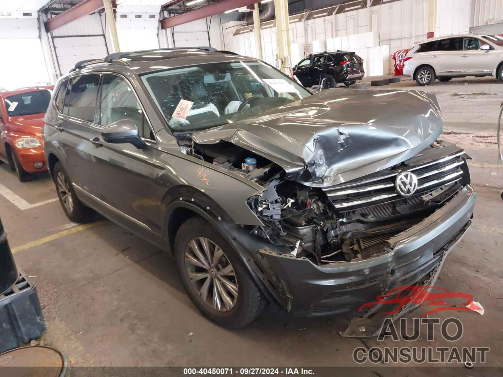 VOLKSWAGEN TIGUAN 2018 - 3VV3B7AX2JM137453