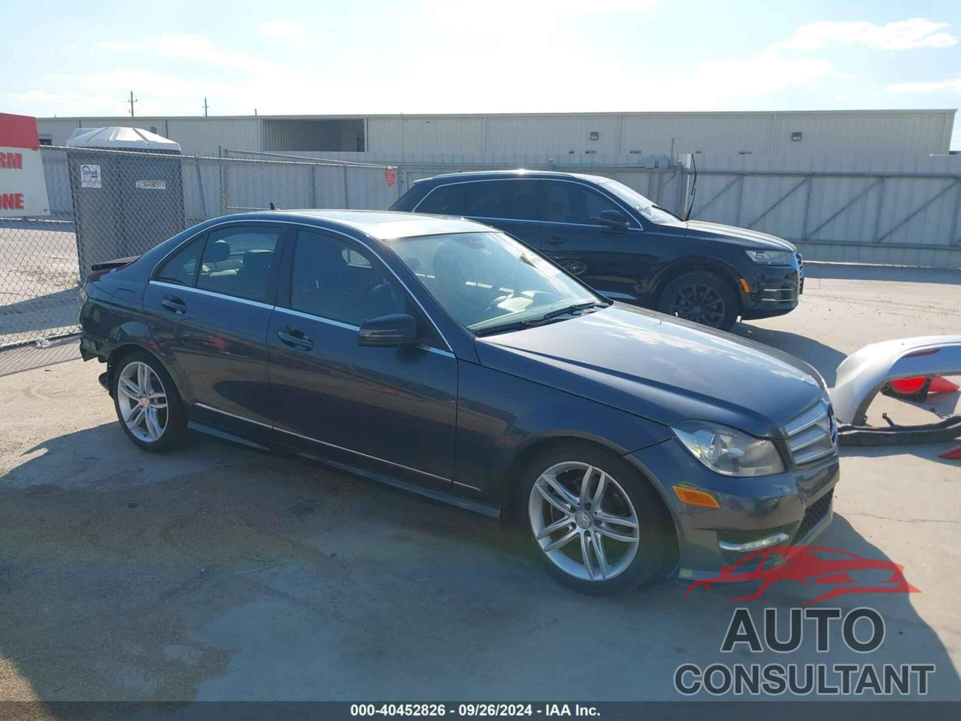 MERCEDES-BENZ C 250 2013 - WDDGF4HB0DR247150