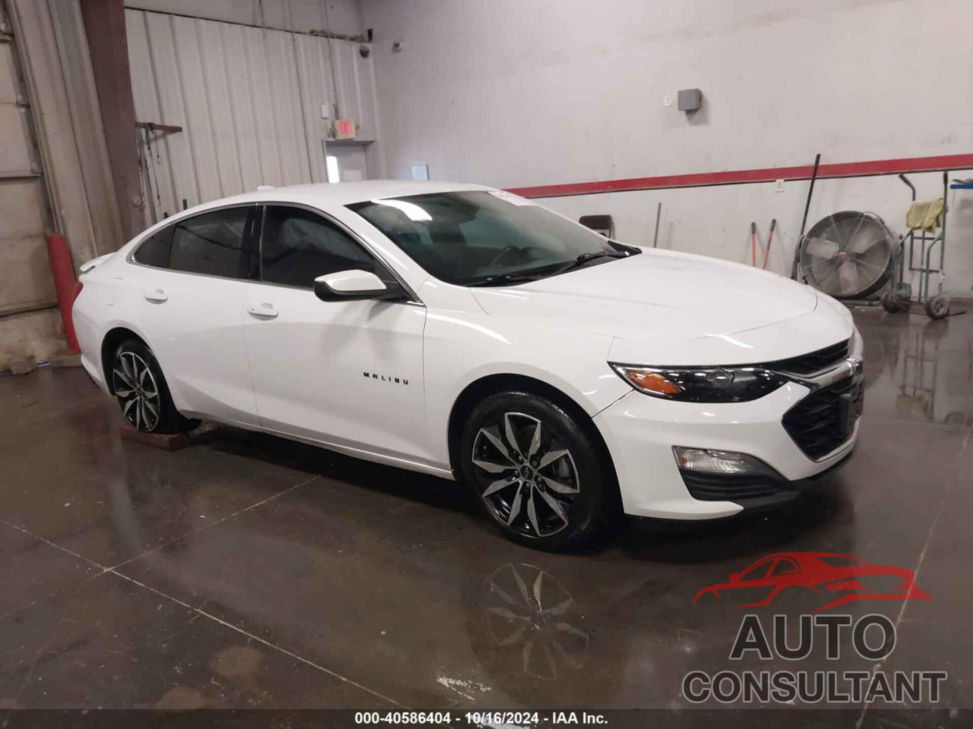 CHEVROLET MALIBU 2020 - 1G1ZG5ST2LF084128
