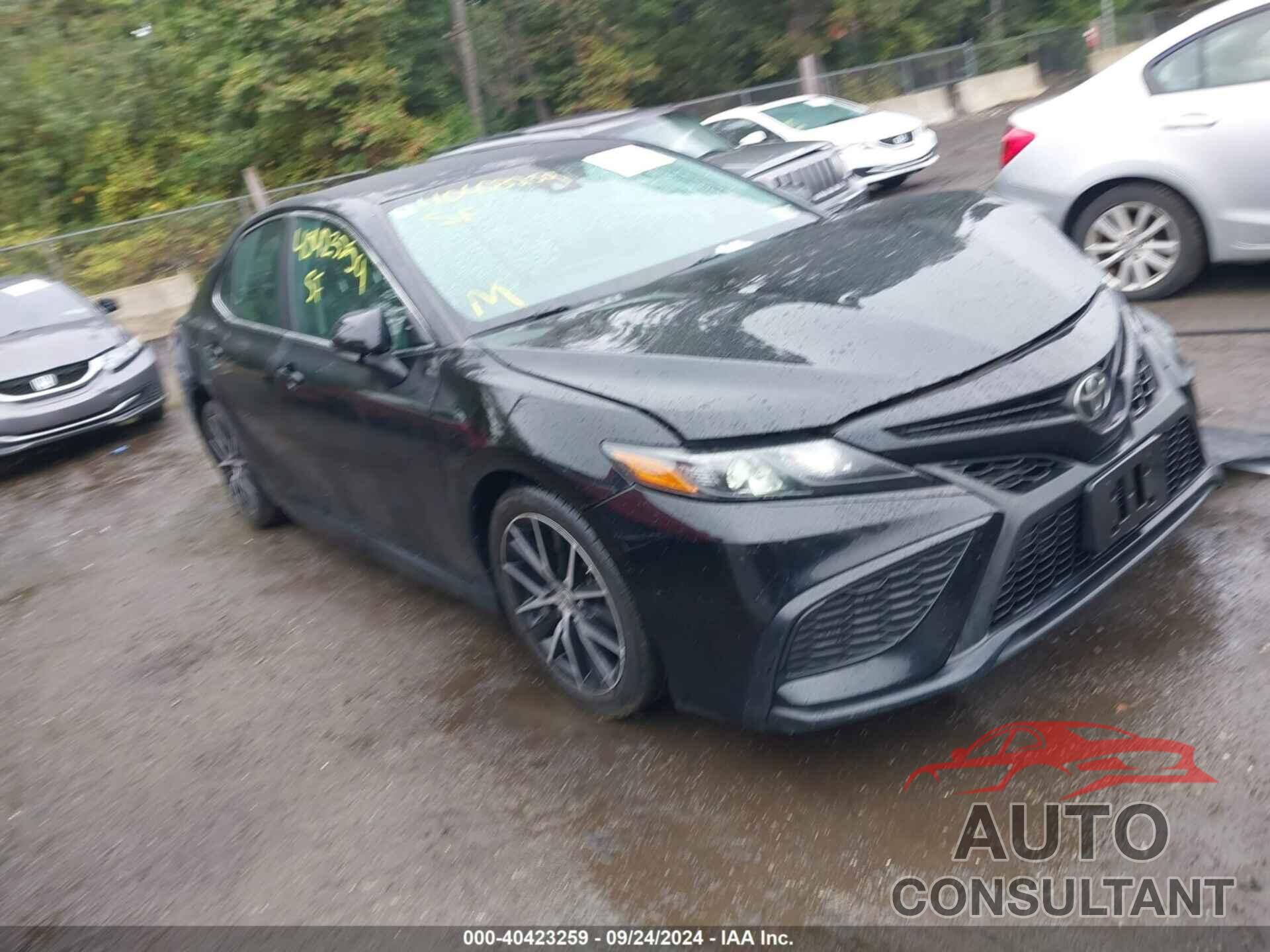 TOYOTA CAMRY 2021 - 4T1G11AK6MU541372