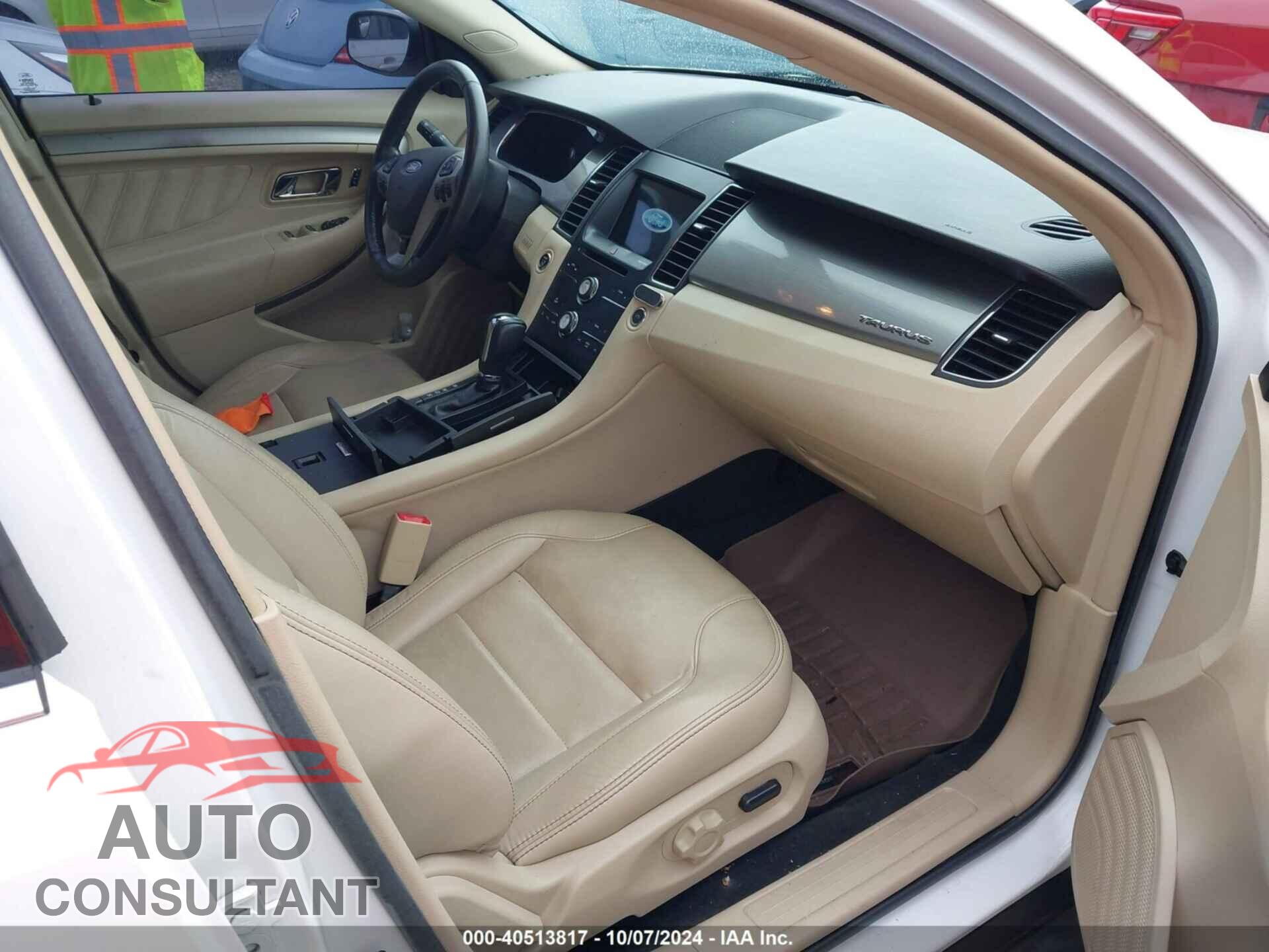 FORD TAURUS 2016 - 1FAHP2E86GG125732