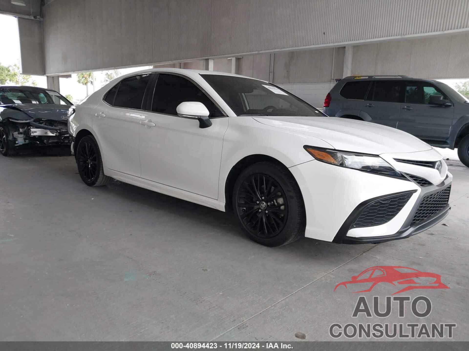 TOYOTA CAMRY 2022 - 4T1T11AKXNU642754