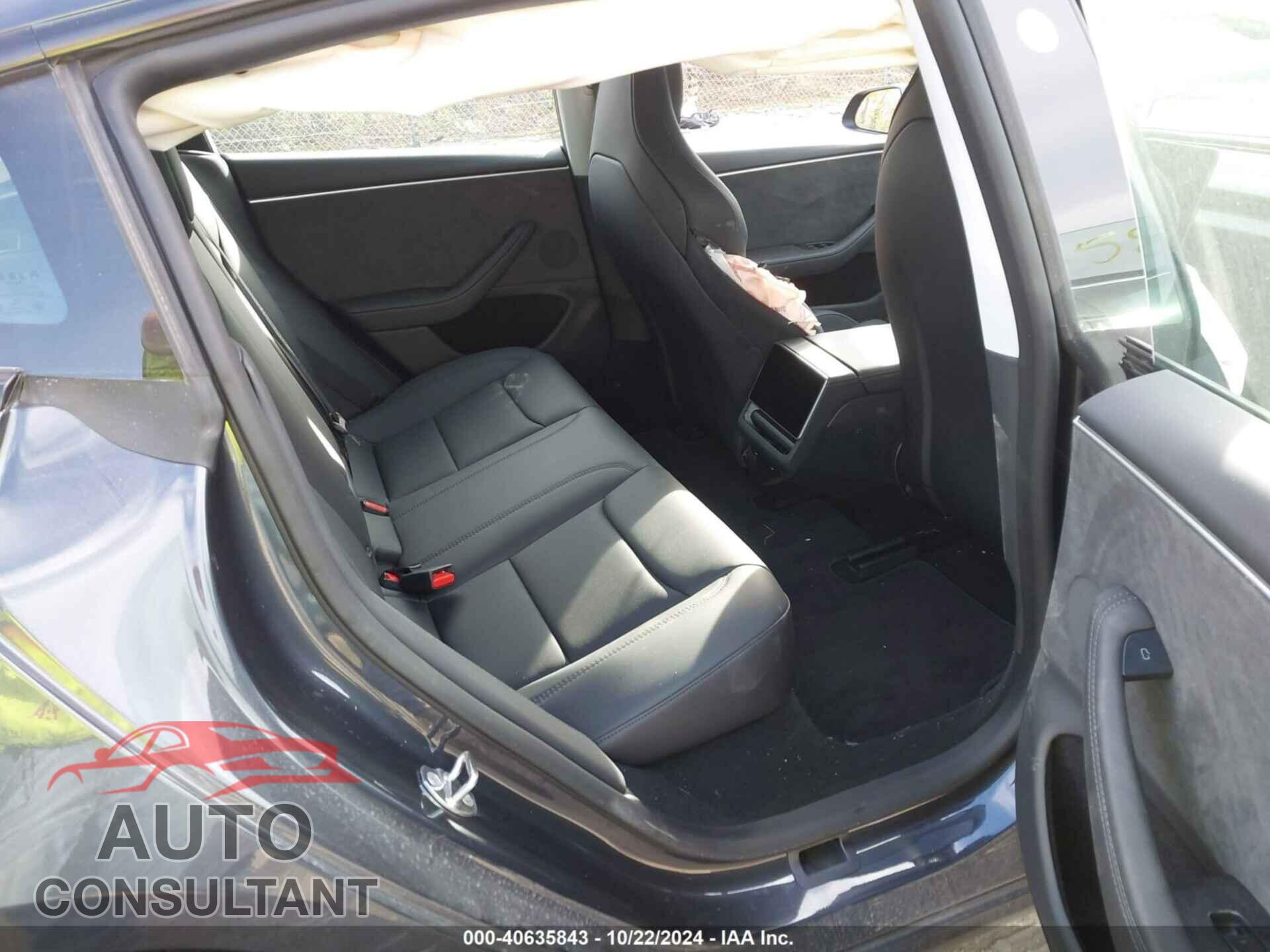 TESLA MODEL 3 2024 - 5YJ3E1ET2RF801101