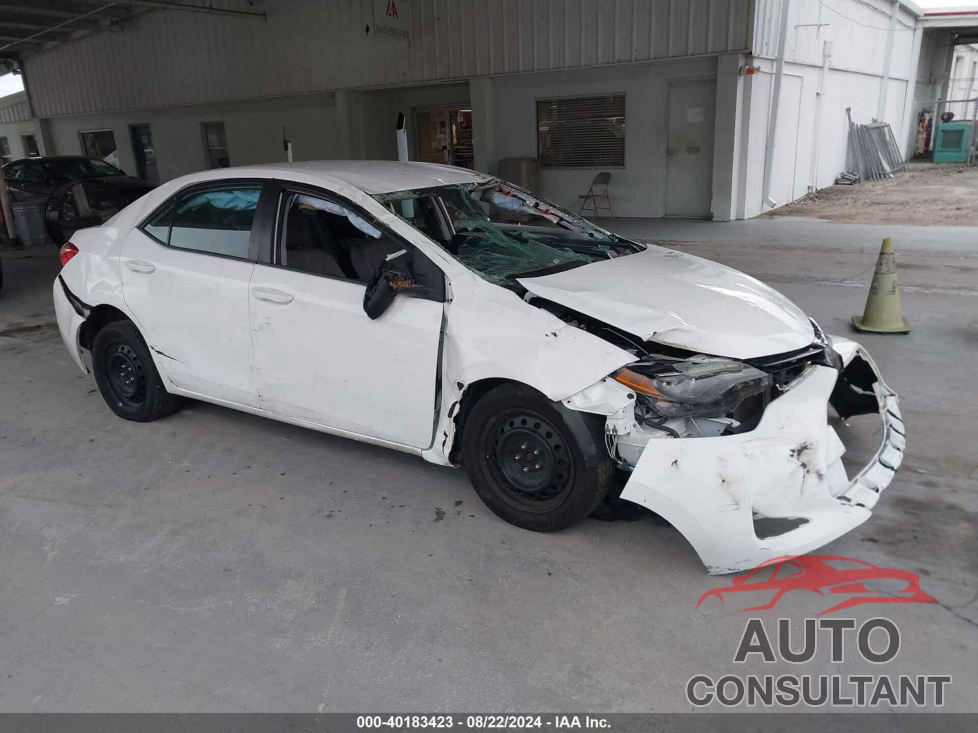 TOYOTA COROLLA 2018 - 2T1BURHE3JC066020