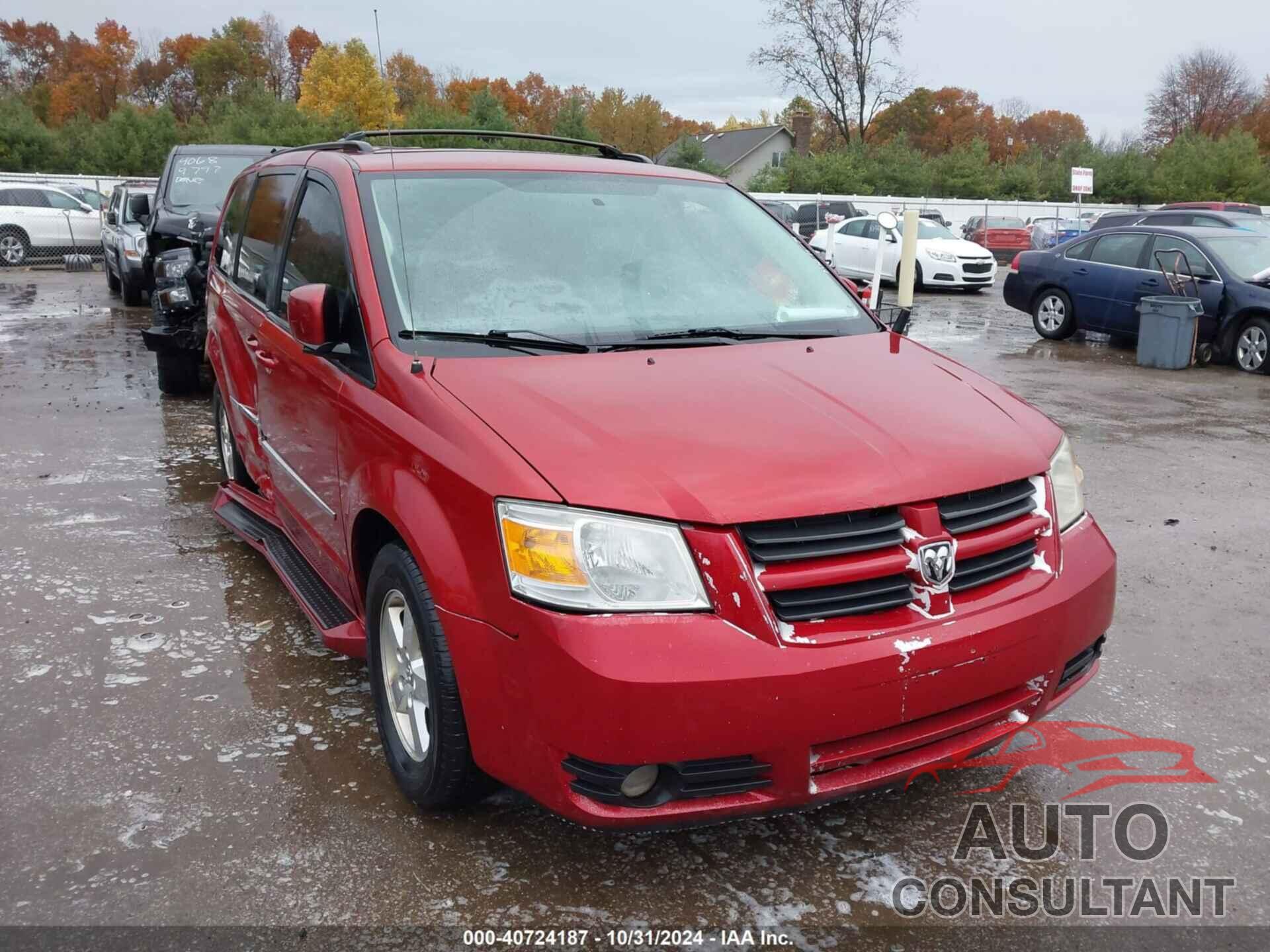 DODGE GRAND CARAVAN 2010 - 2D4RN5DX8AR146590