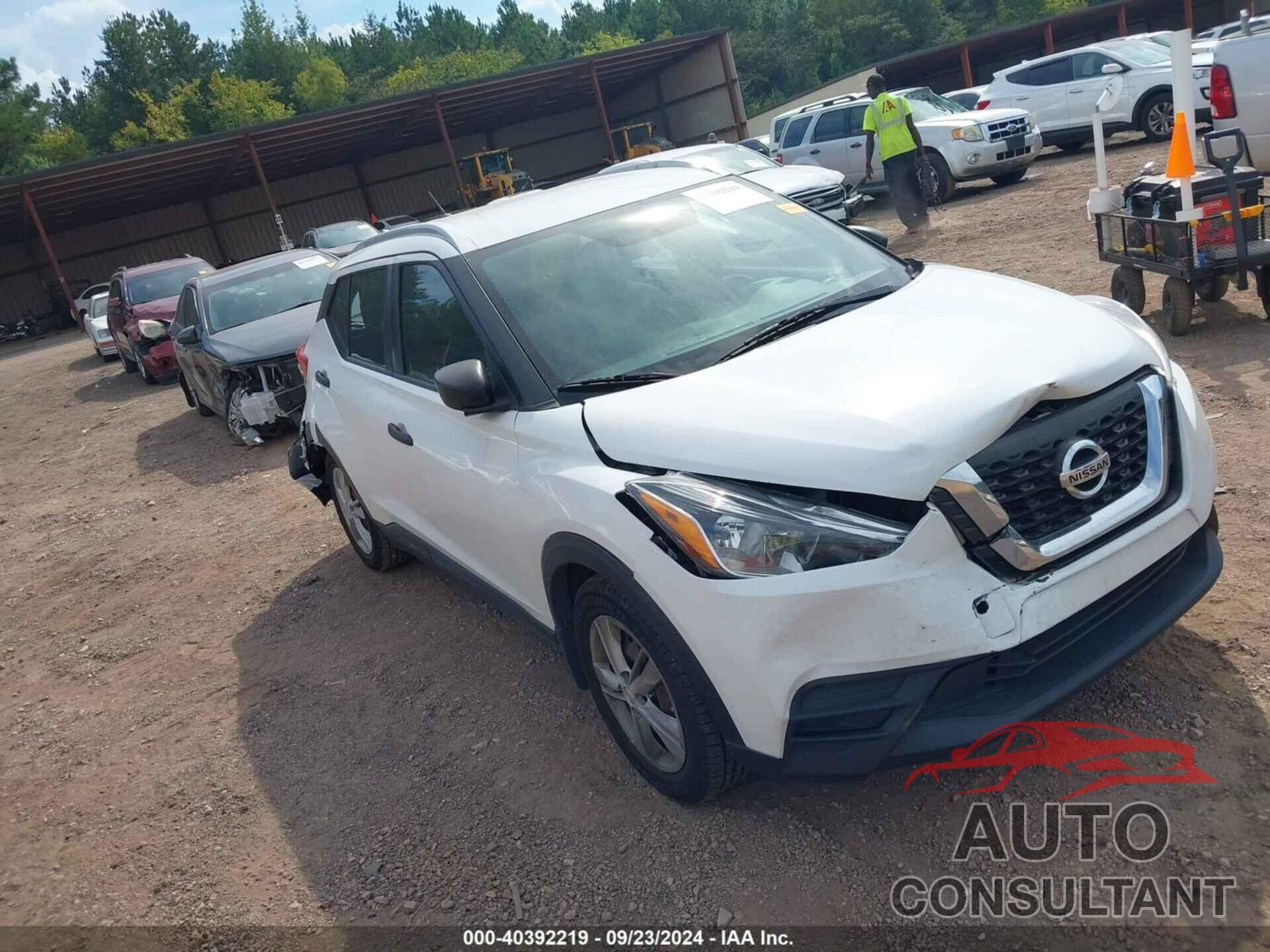 NISSAN KICKS 2018 - 3N1CP5CU9JL535498