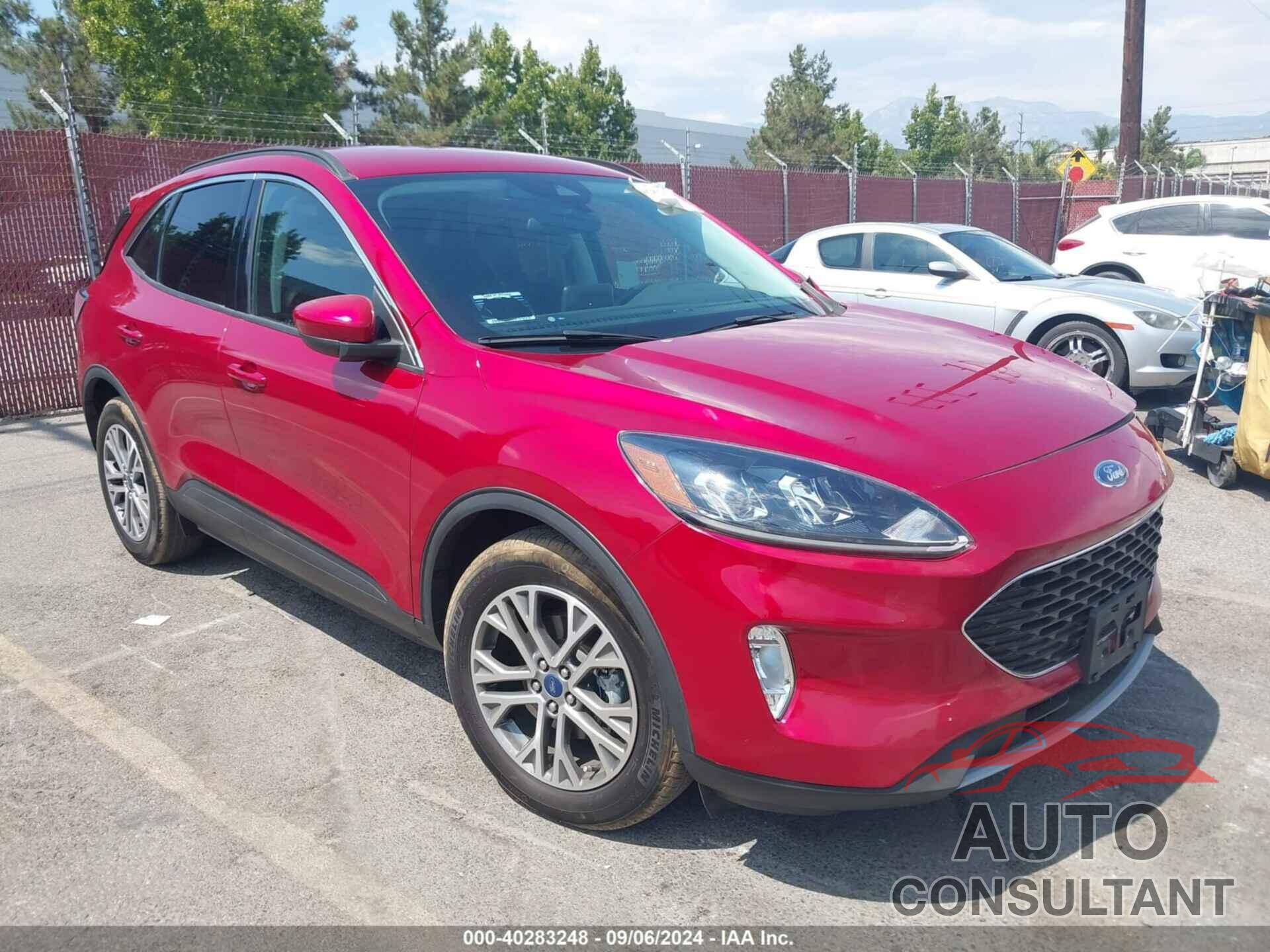 FORD ESCAPE 2022 - 1FMCU0H60NUB82966
