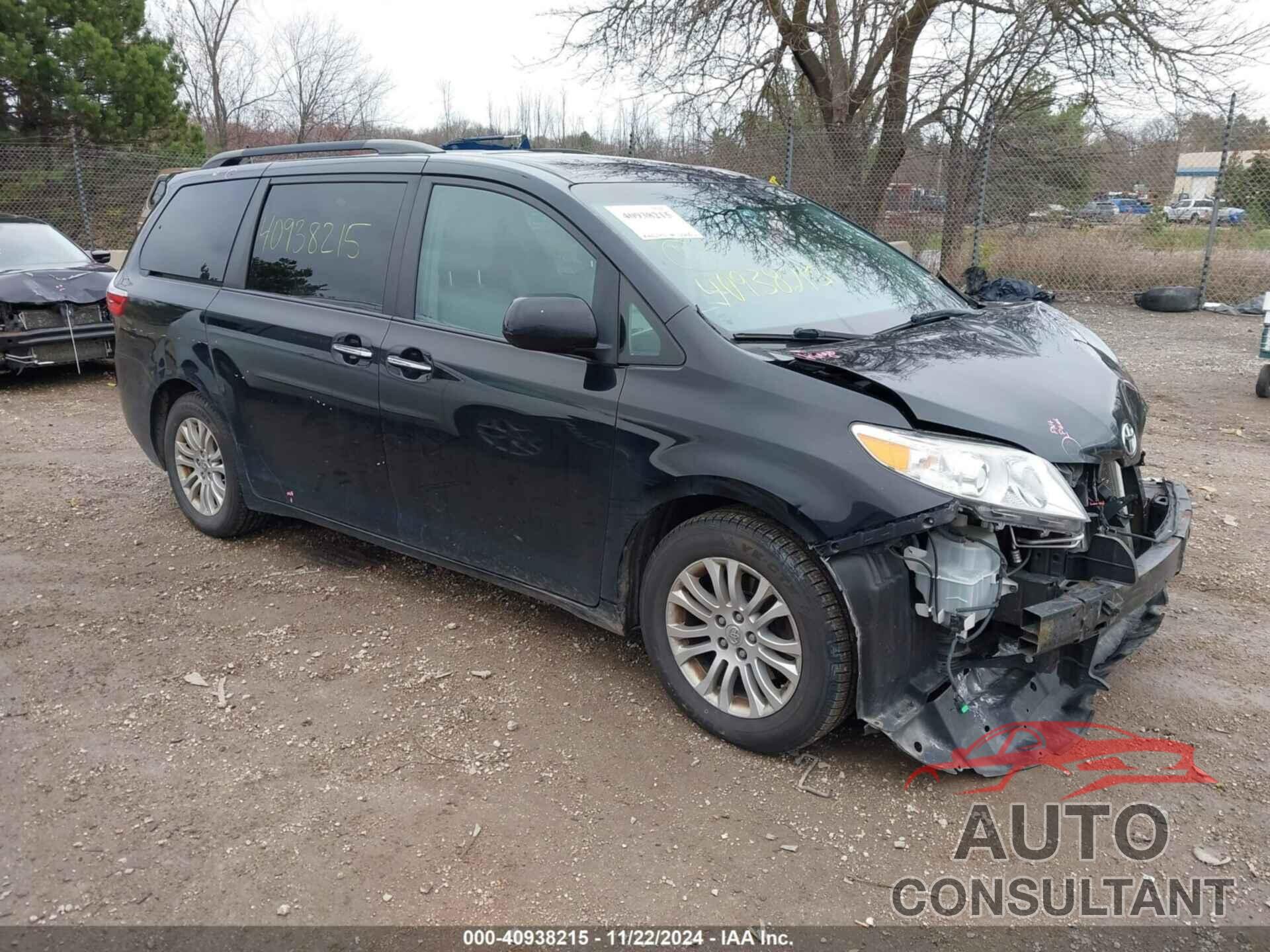 TOYOTA SIENNA 2015 - 5TDYK3DC3FS624884