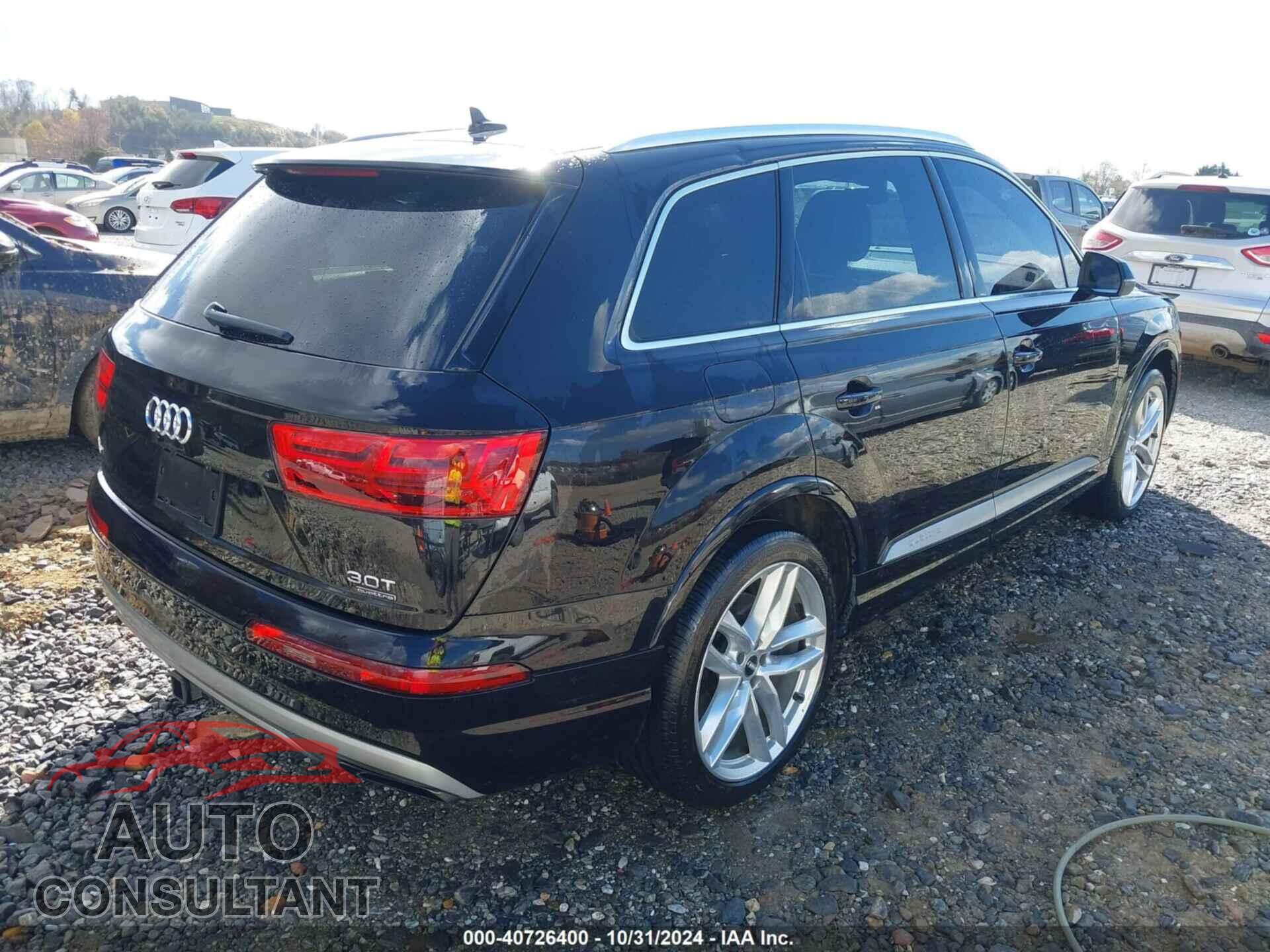 AUDI Q7 2018 - WA1VAAF76JD041685