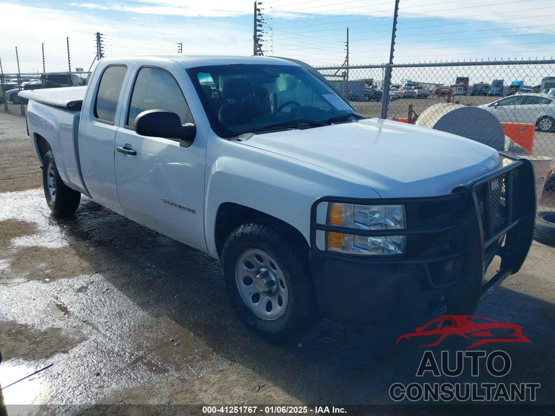 CHEVROLET SILVERADO 1500 2012 - 1GCRCPEA6CZ111936