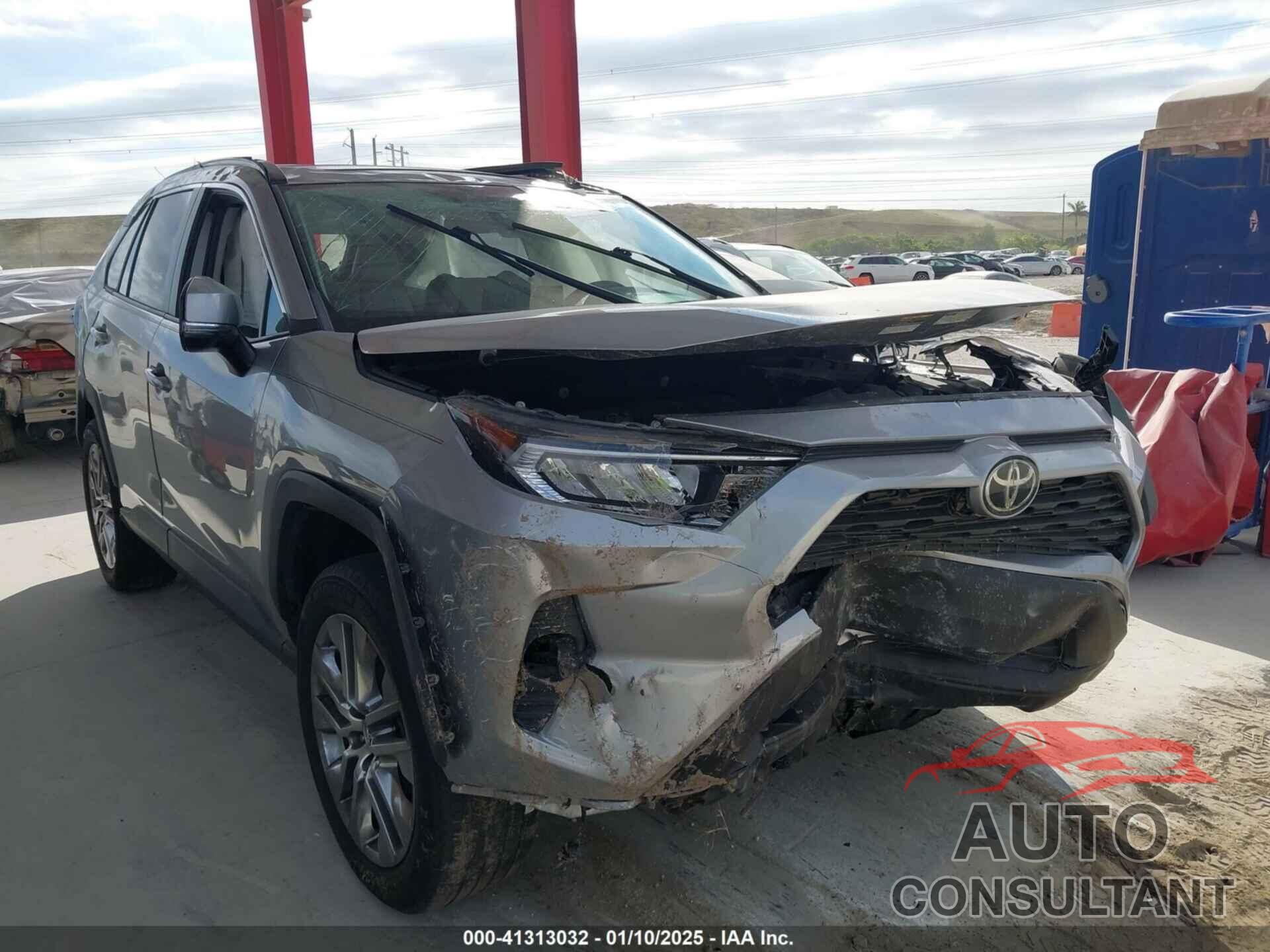 TOYOTA RAV4 2021 - 2T3A1RFV3MC161745