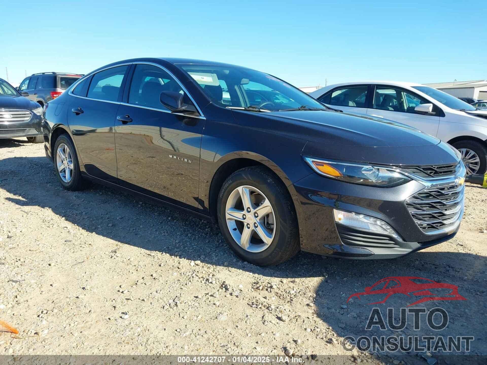 CHEVROLET MALIBU 2022 - 1G1ZD5ST3NF178823