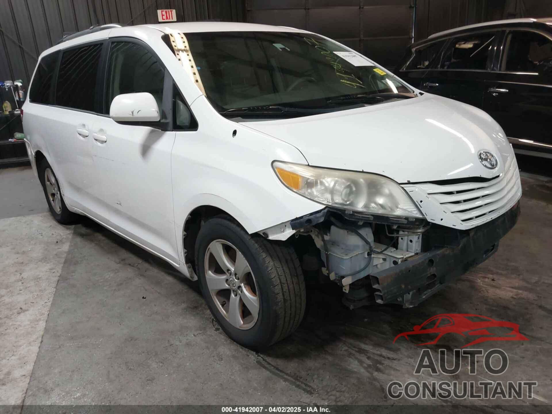 TOYOTA SIENNA 2013 - 5TDKK3DC7DS282732