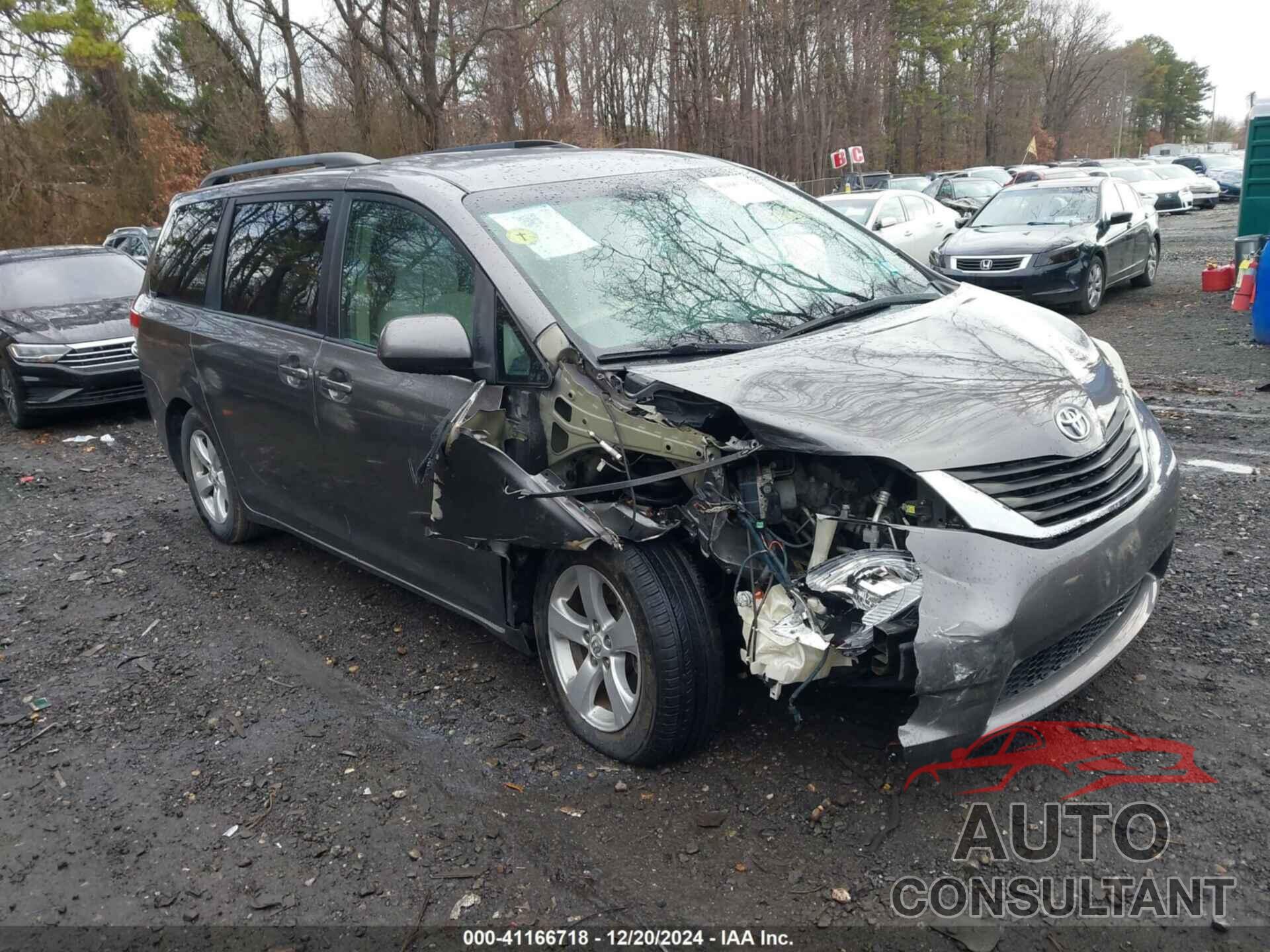 TOYOTA SIENNA 2011 - 5TDKK3DC1BS058949