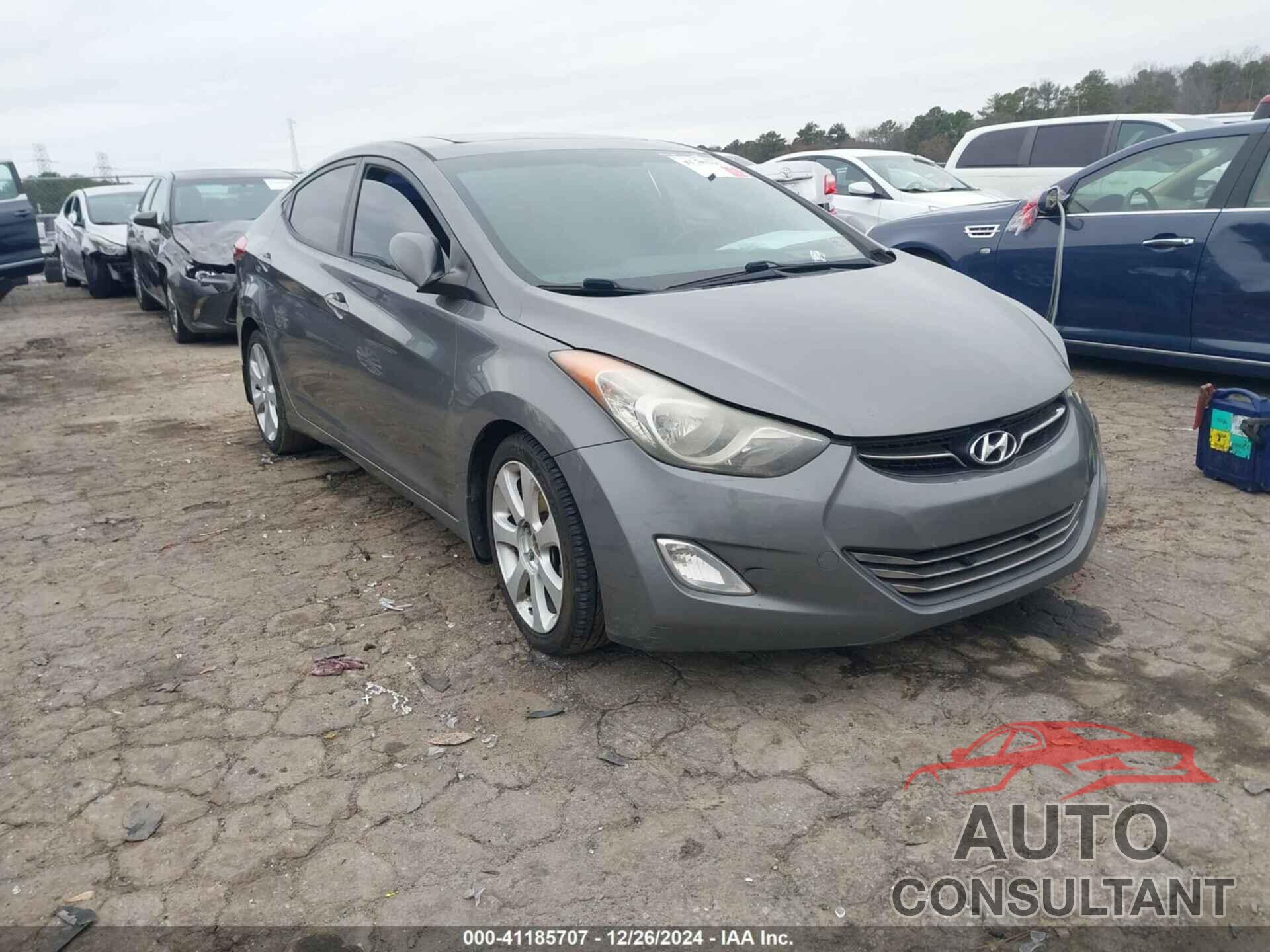 HYUNDAI ELANTRA 2013 - 5NPDH4AE7DH237511