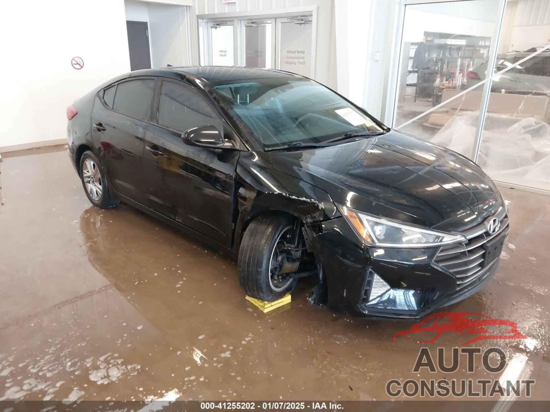 HYUNDAI ELANTRA 2019 - 5NPD84LF3KH405714