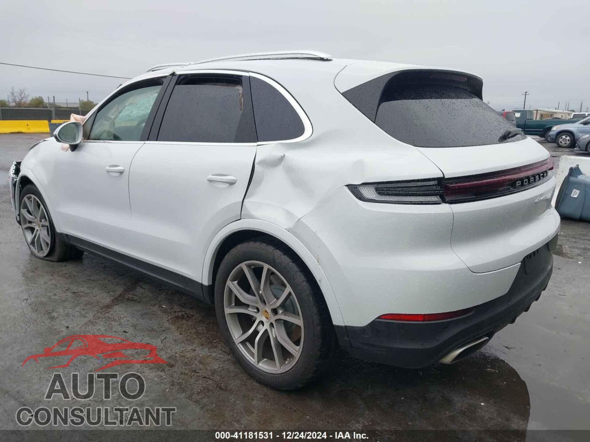 PORSCHE CAYENNE 2024 - WP1AA2AY9RDA05123