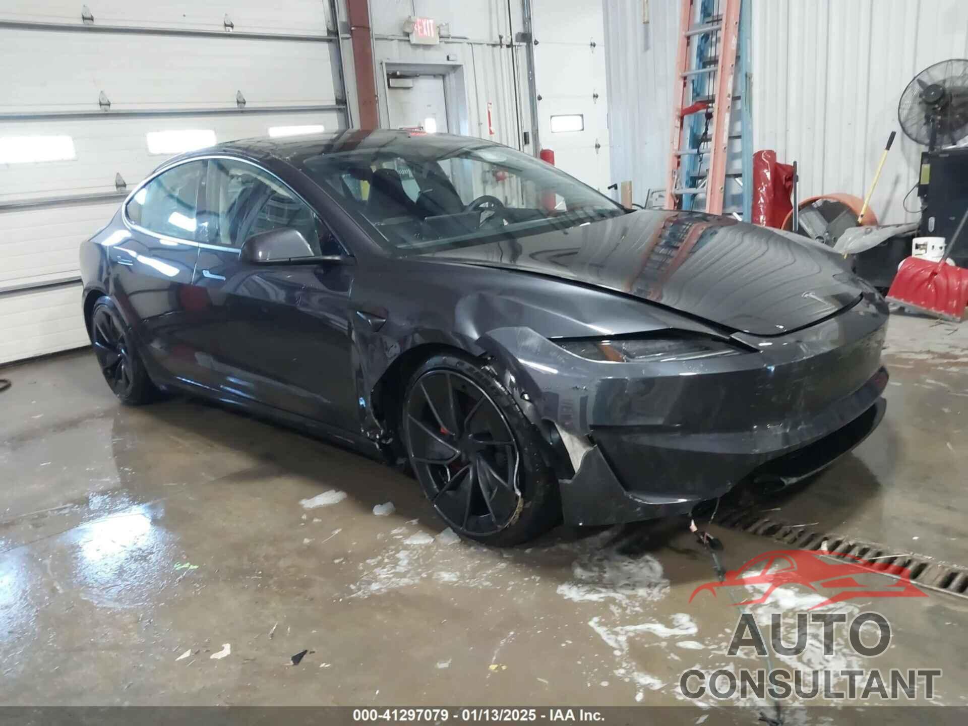 TESLA MODEL 3 2024 - 5YJ3E1ET0RF888464