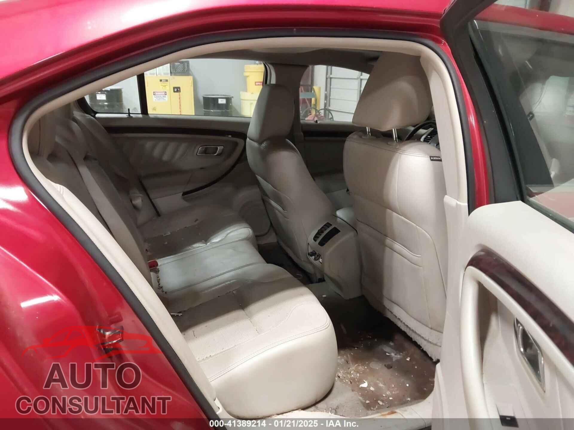 FORD TAURUS 2011 - 1FAHP2FW0BG119415