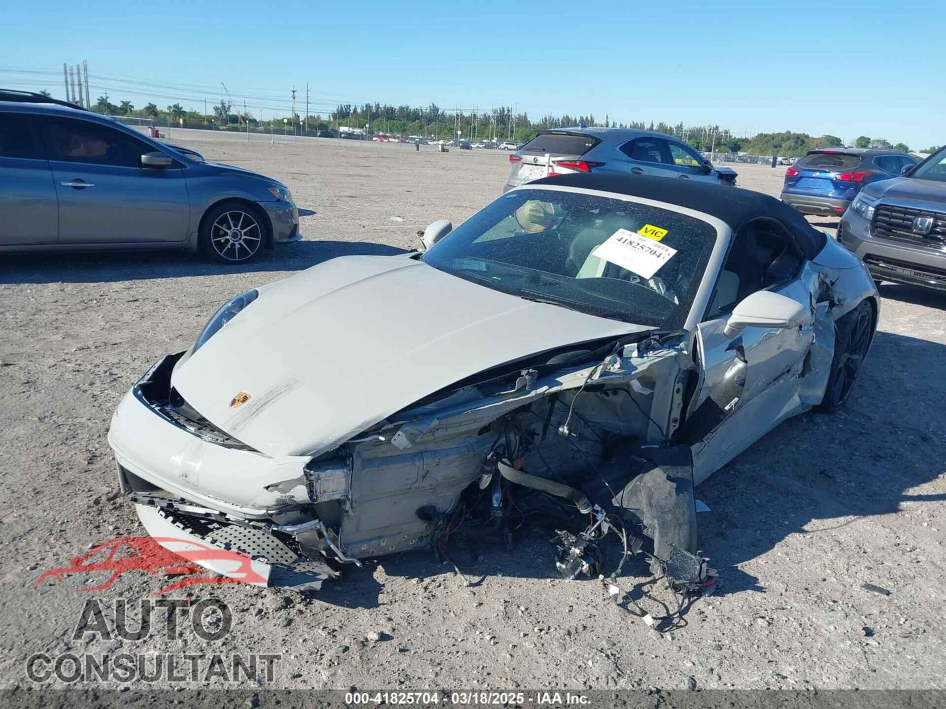 PORSCHE 911 2022 - WP0CB2A95NS244660