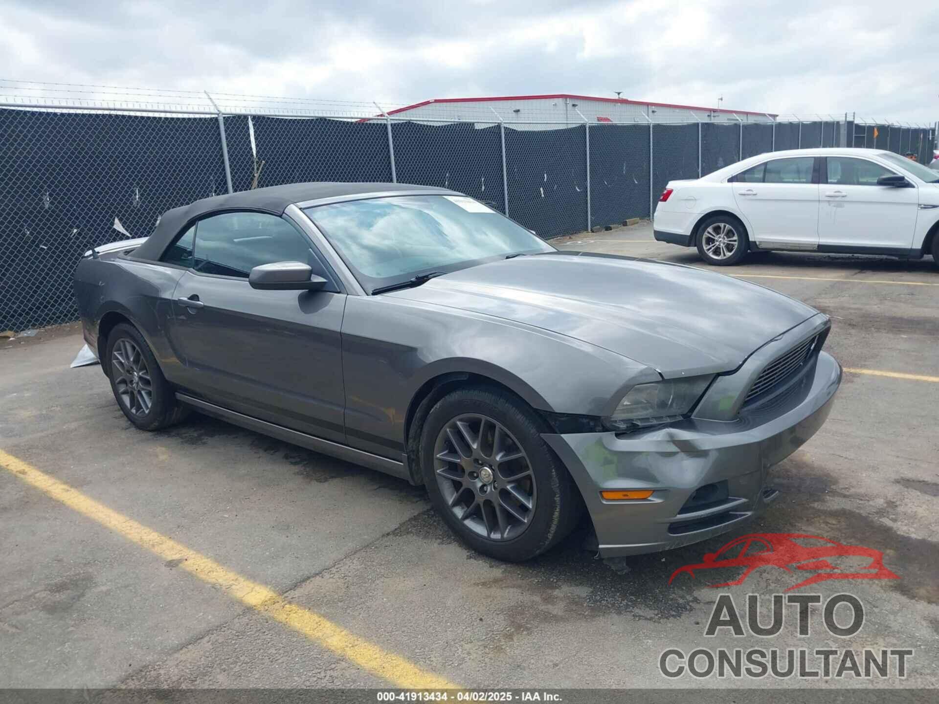 FORD MUSTANG 2013 - 1ZVBP8EM0D5280829
