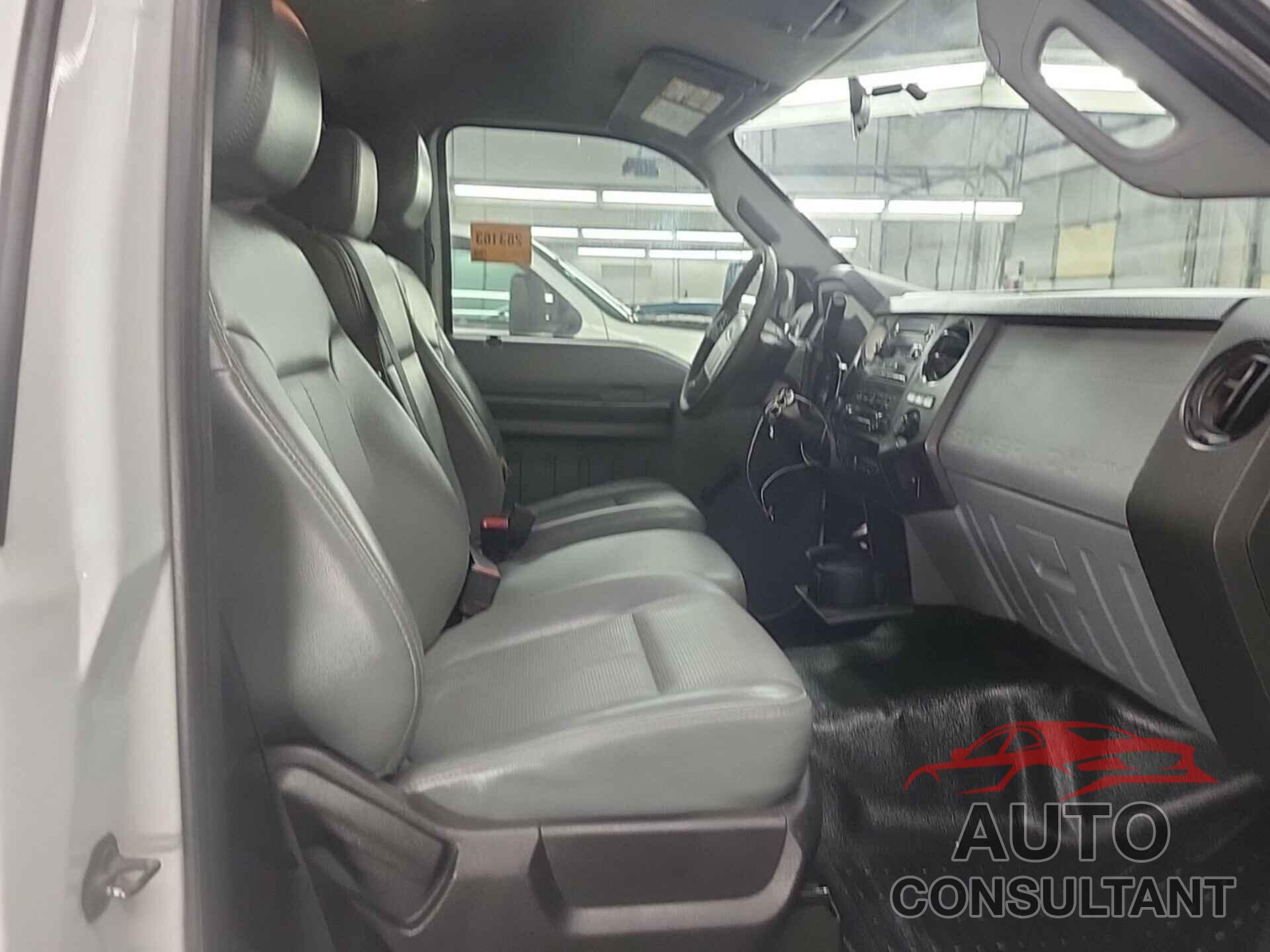FORD F-250 2011 - 1FTBF2BT6BEC45546