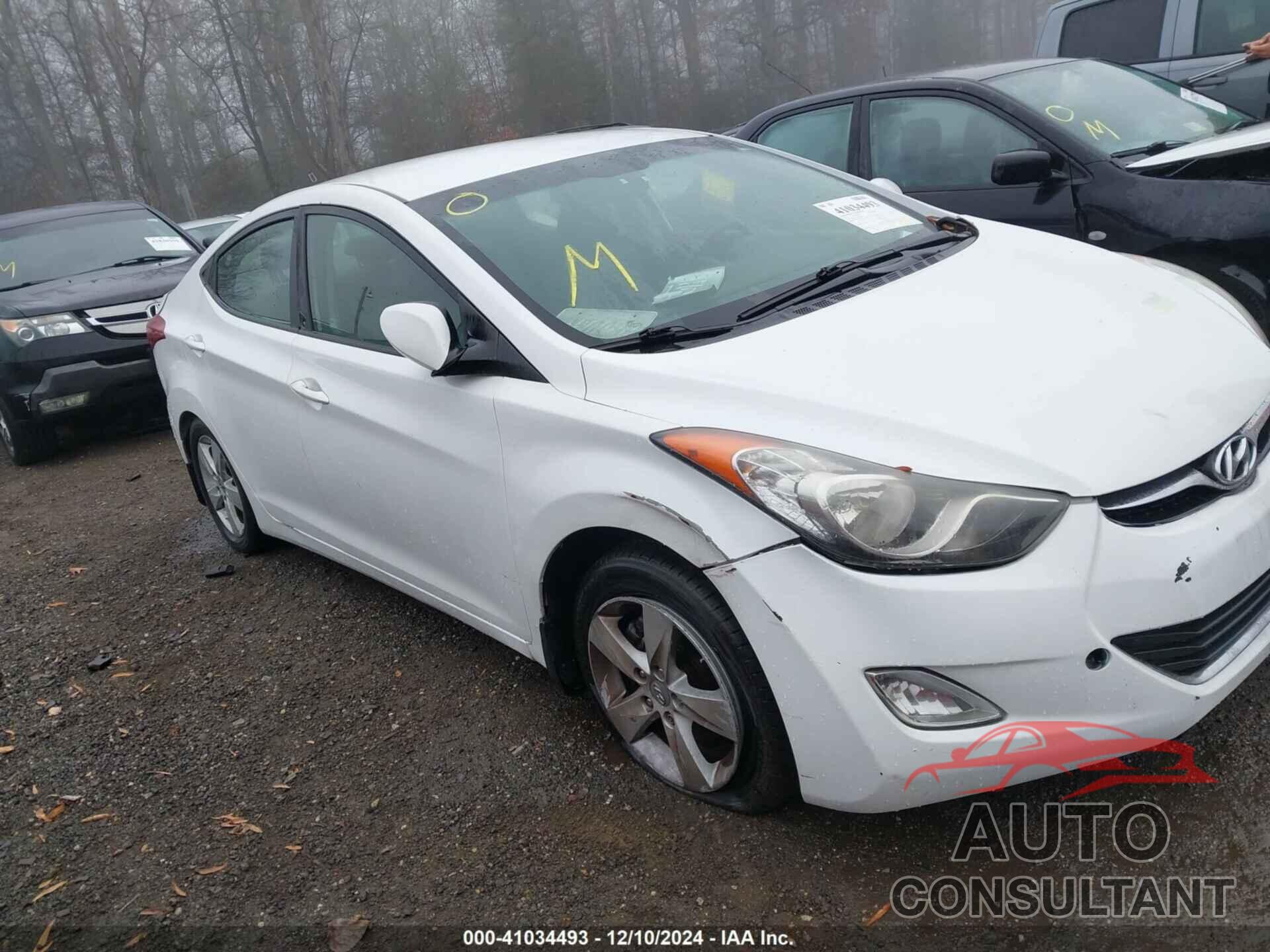 HYUNDAI ELANTRA 2012 - KMHDH4AE7CU339844